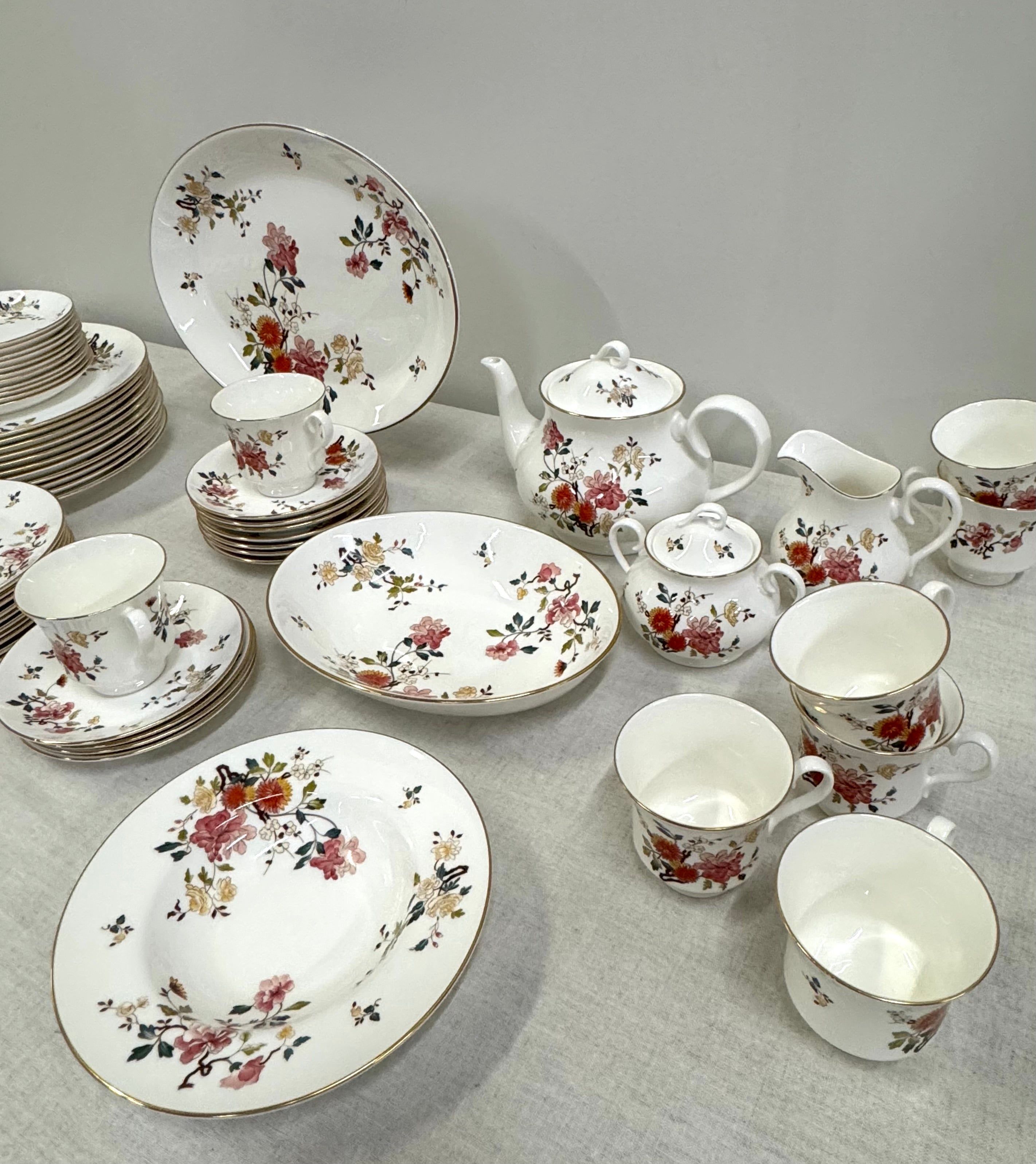 ROYAL ALBERT 'China Garden' Dinnerware Set for 8 Plus