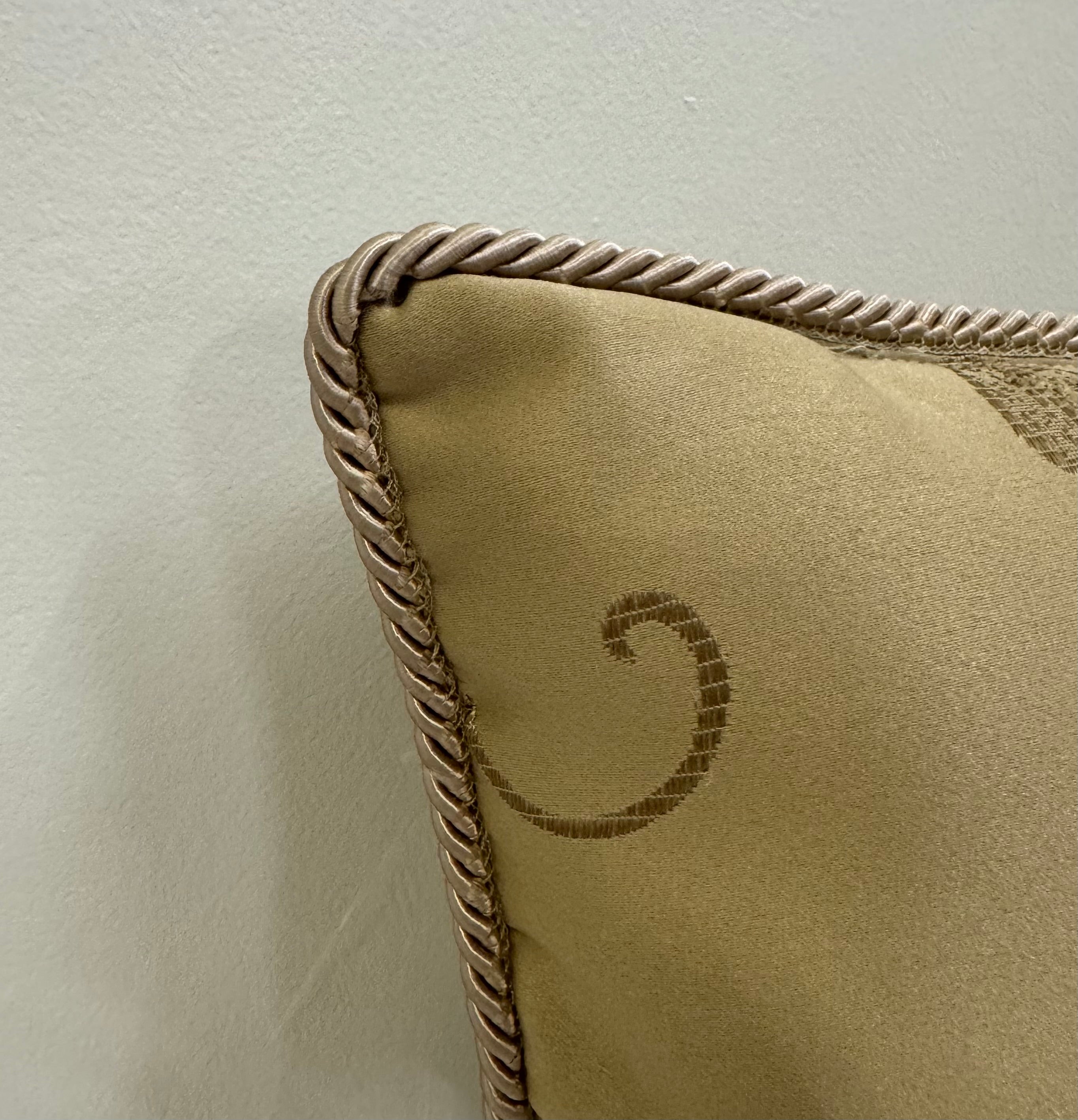 Olive Taupe Floral Vine 16" Pillow