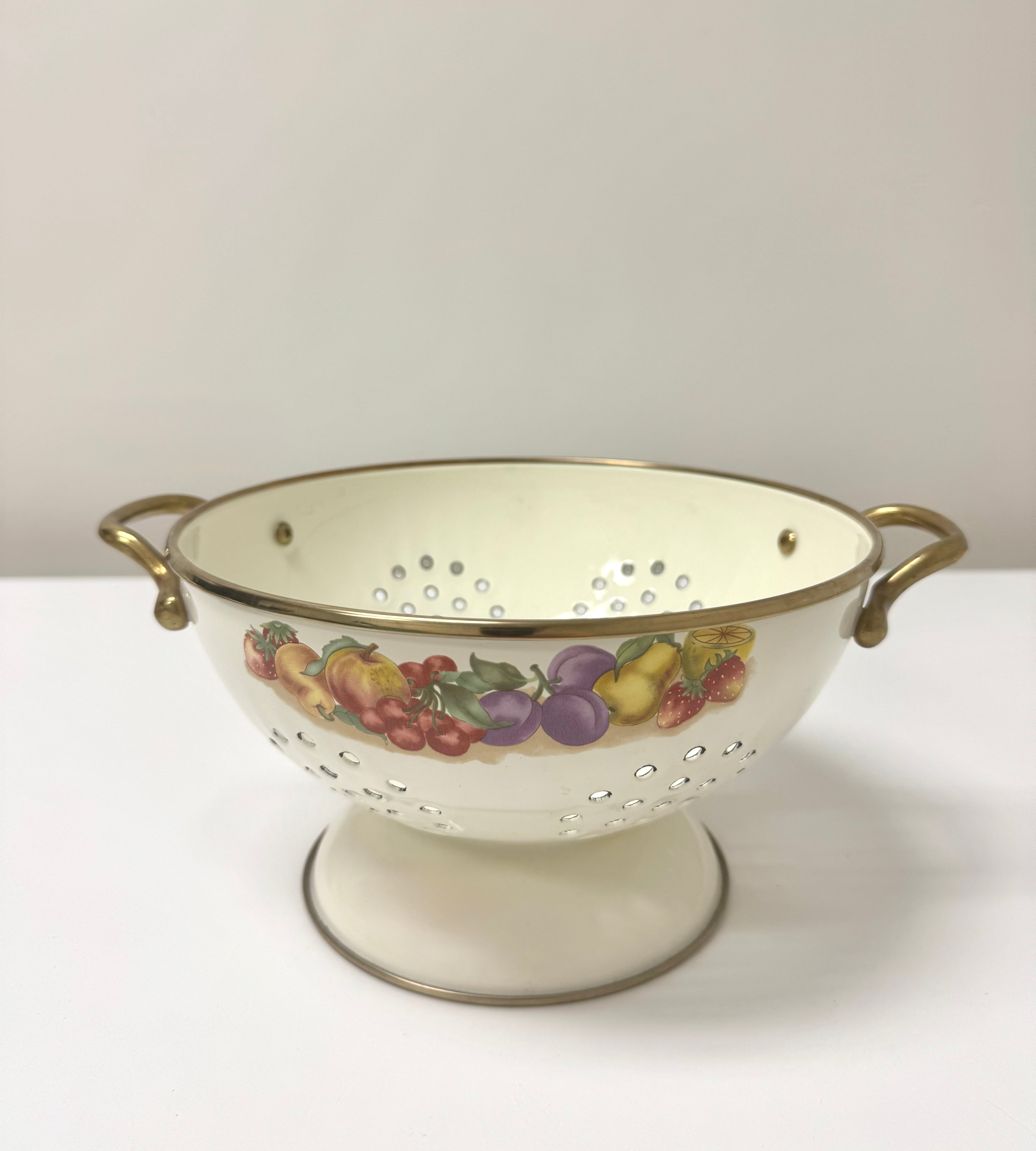 Vintage 'Orchard Royale' Colander