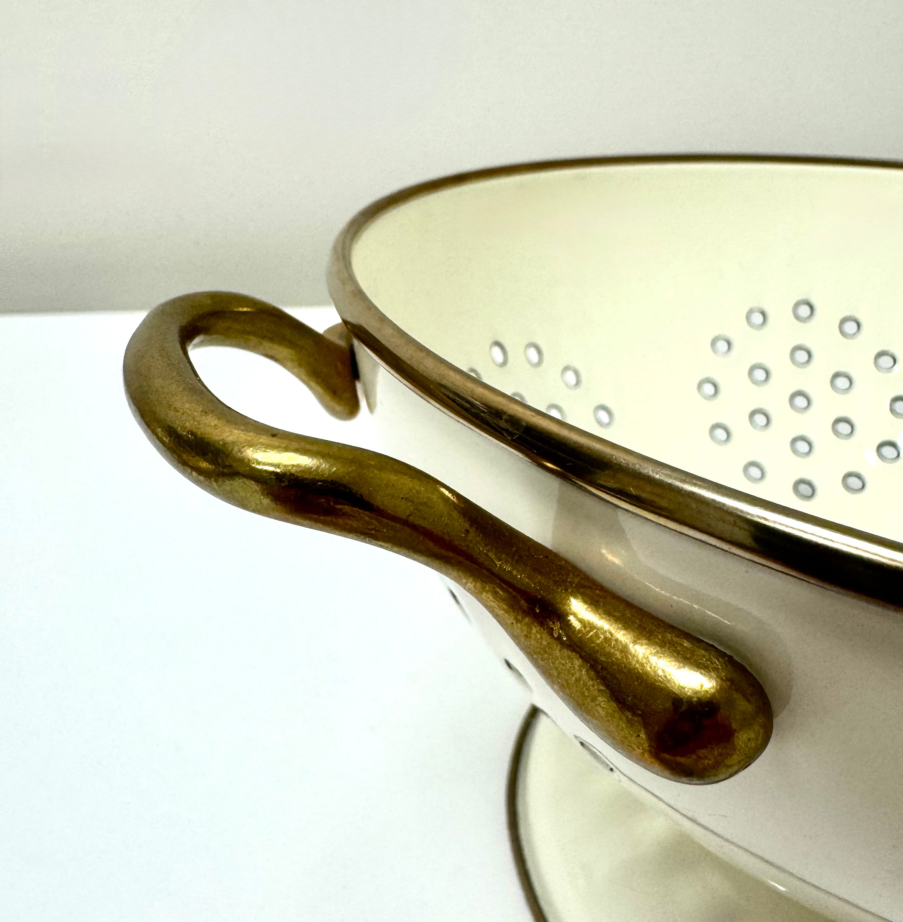 Vintage 'Orchard Royale' Colander