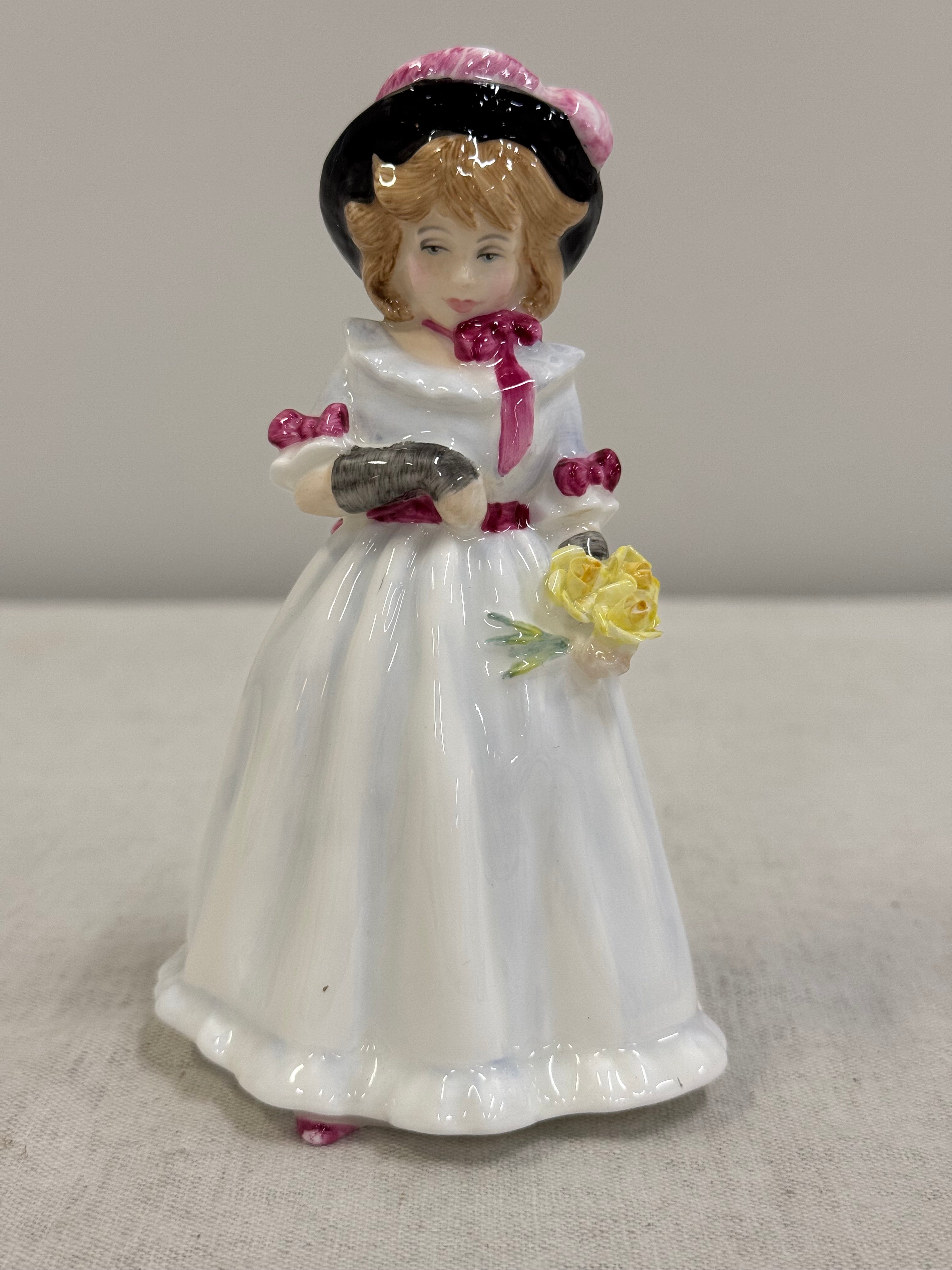 ROYAL DOULTON 'Sharon' Figurine