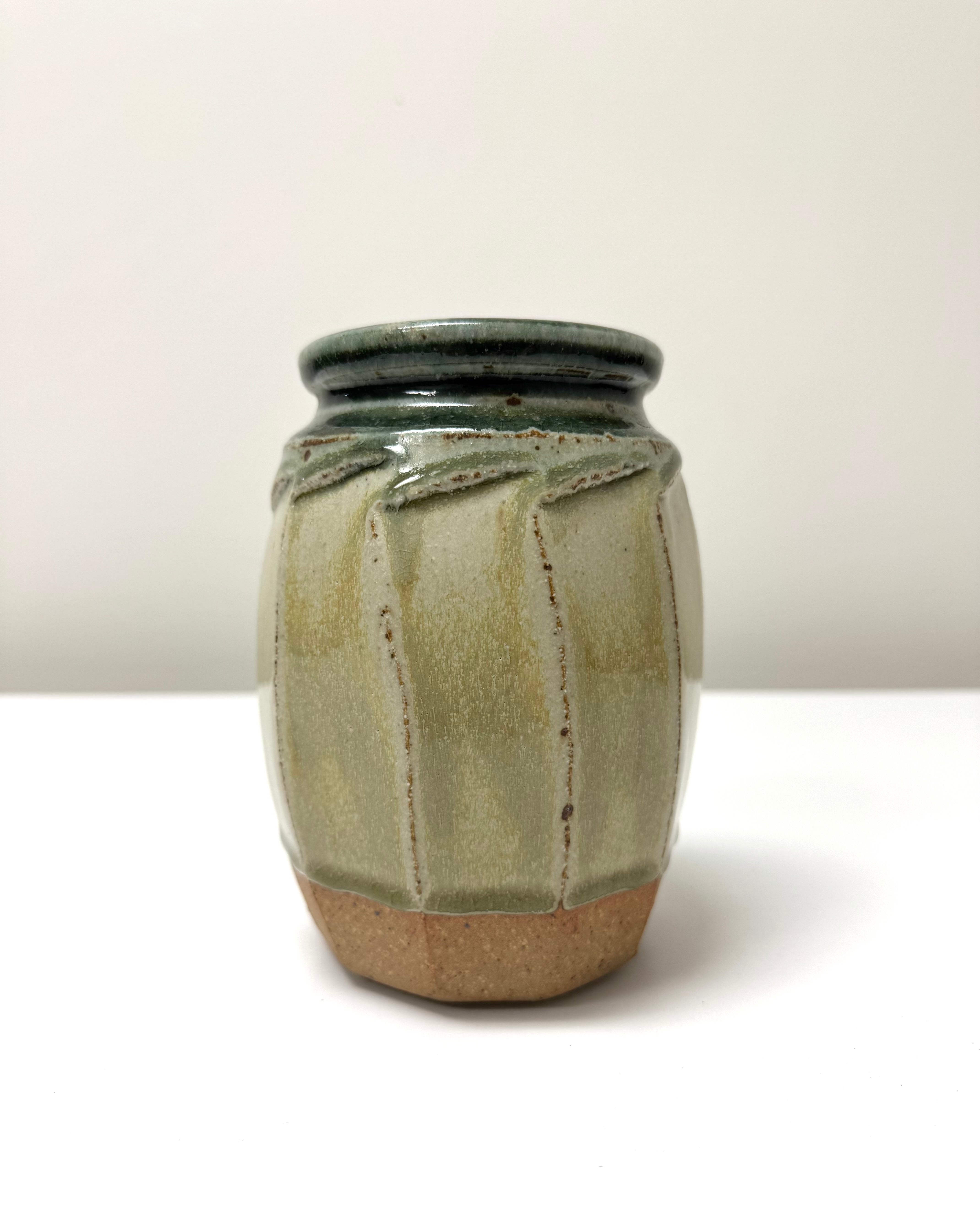 Vintage RICHARD BATTERHAM Lily Jar