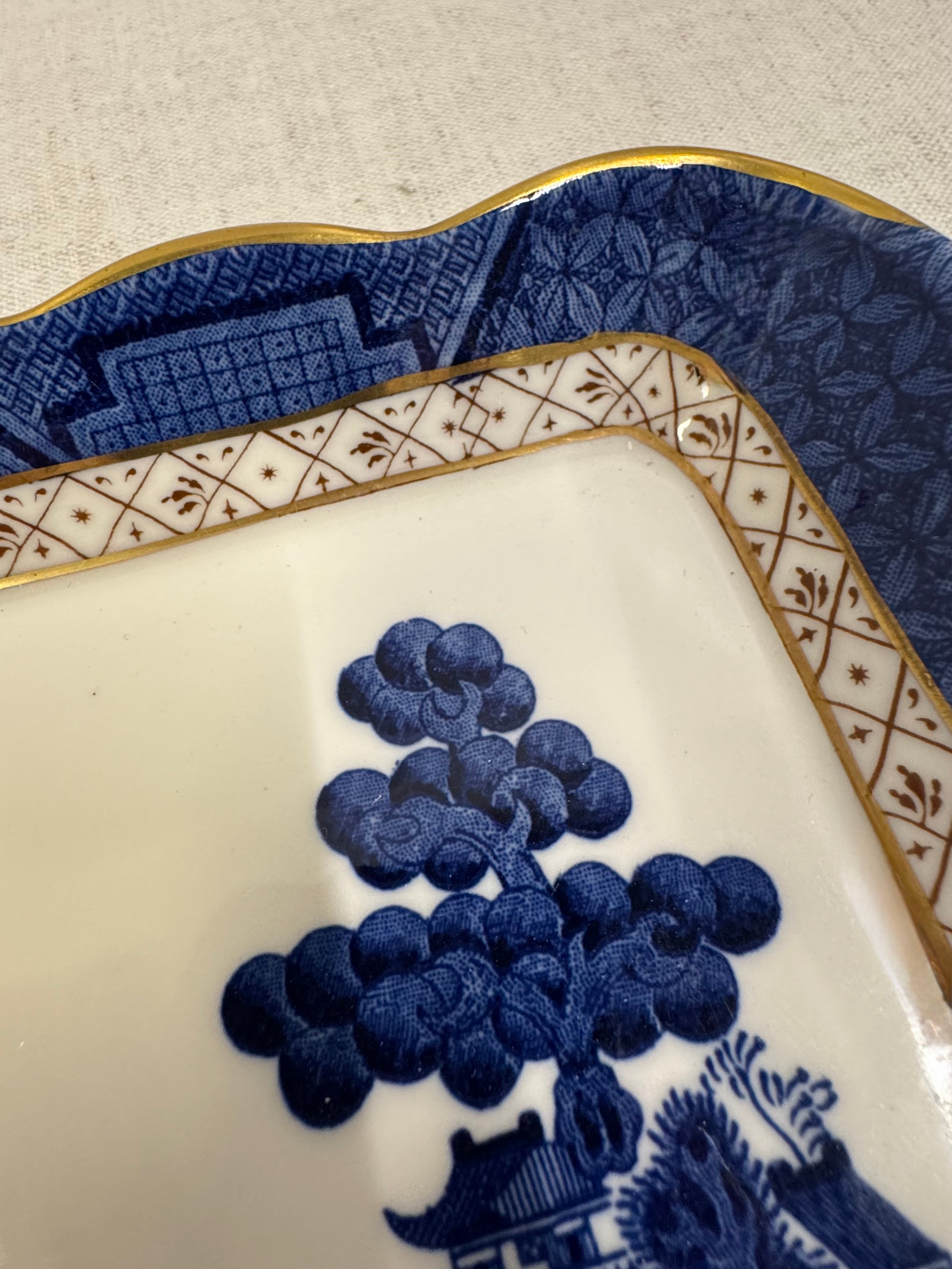 ROYAL DOULTON BOOTH'S 'Real Old Willow' Tray