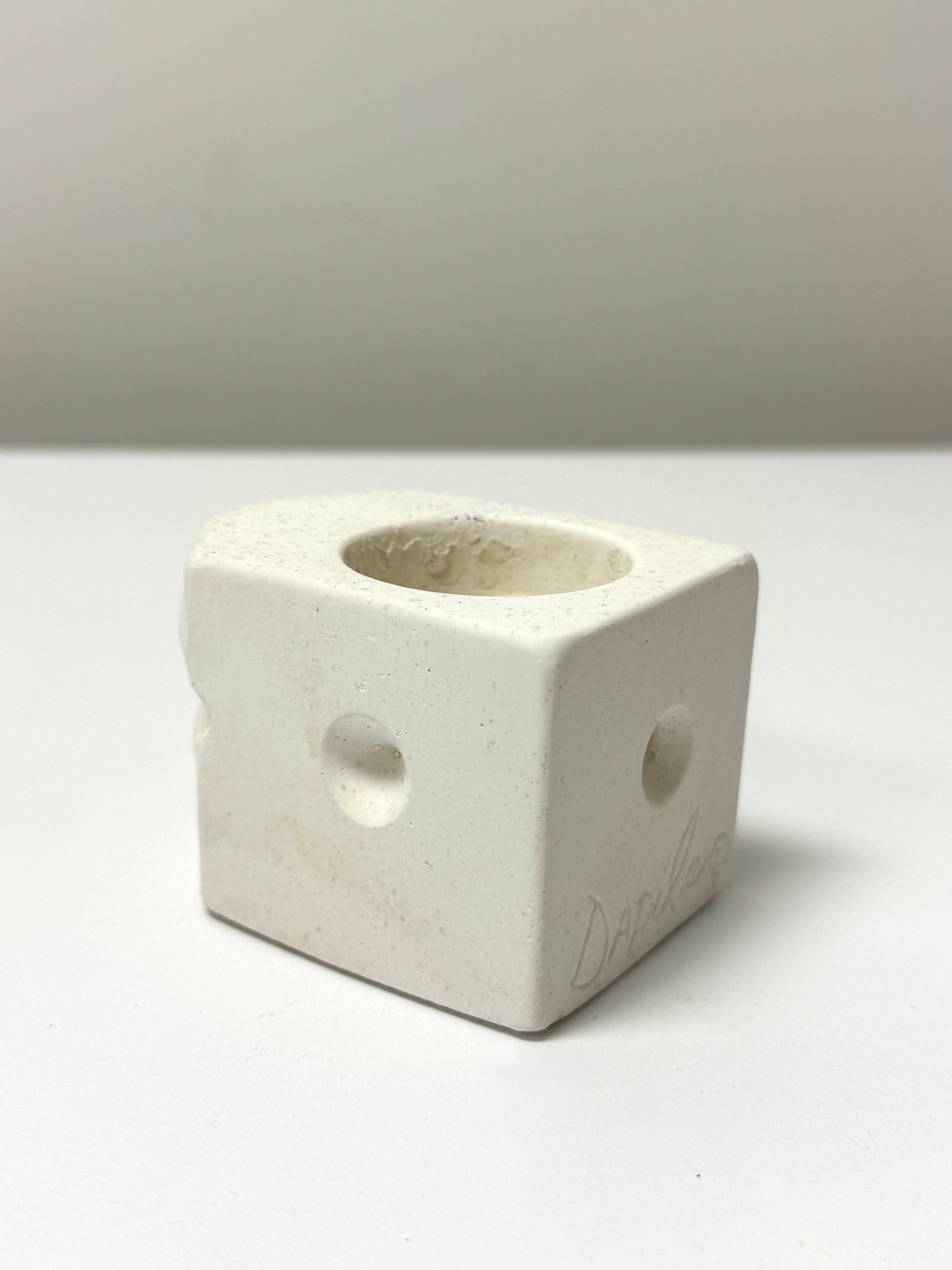 DAPILA Smile Cube