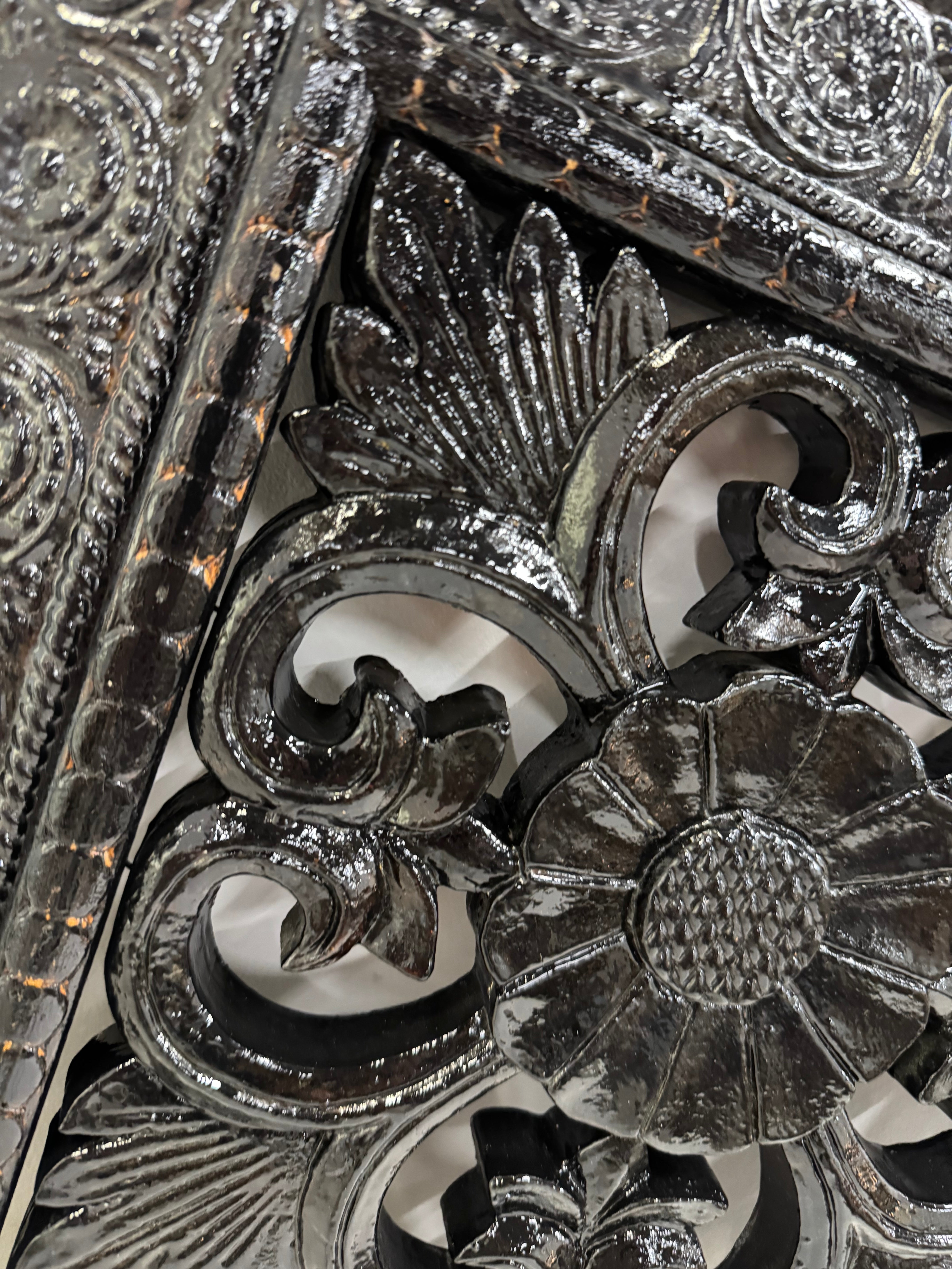 Gloss Black Wall Decor