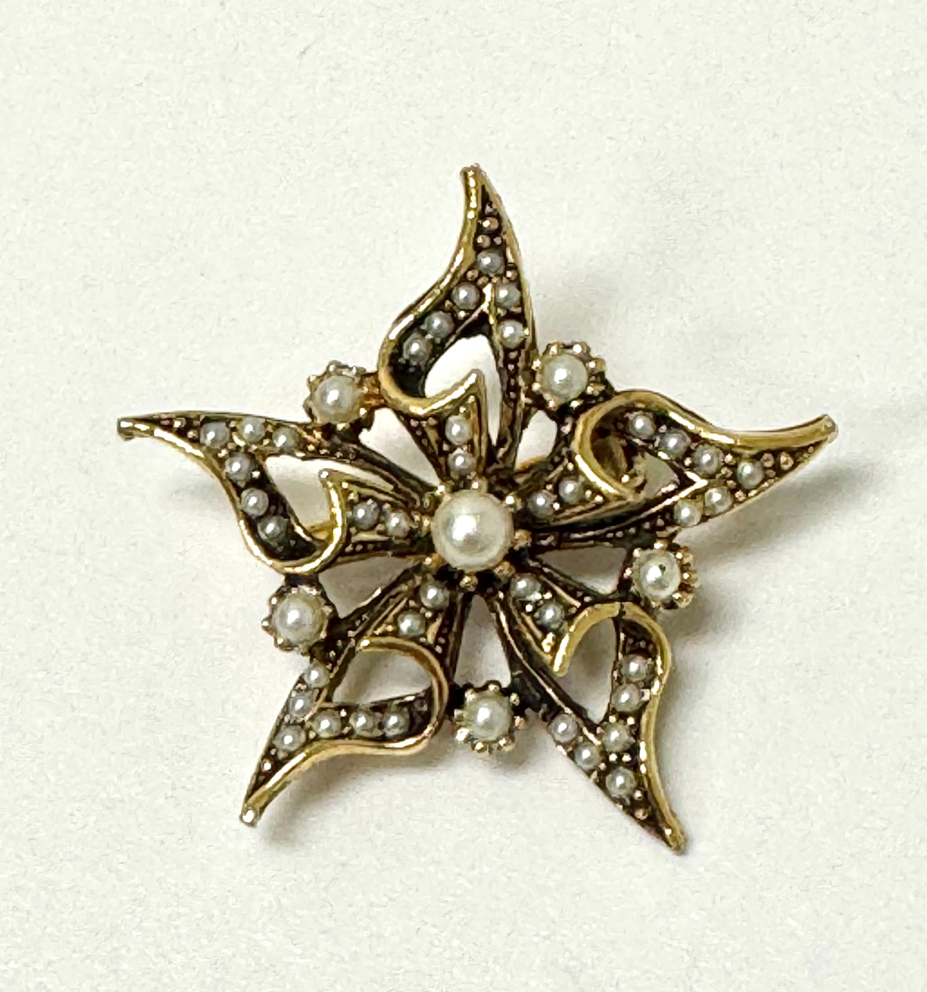 Vintage Starburst Pearl Brooch