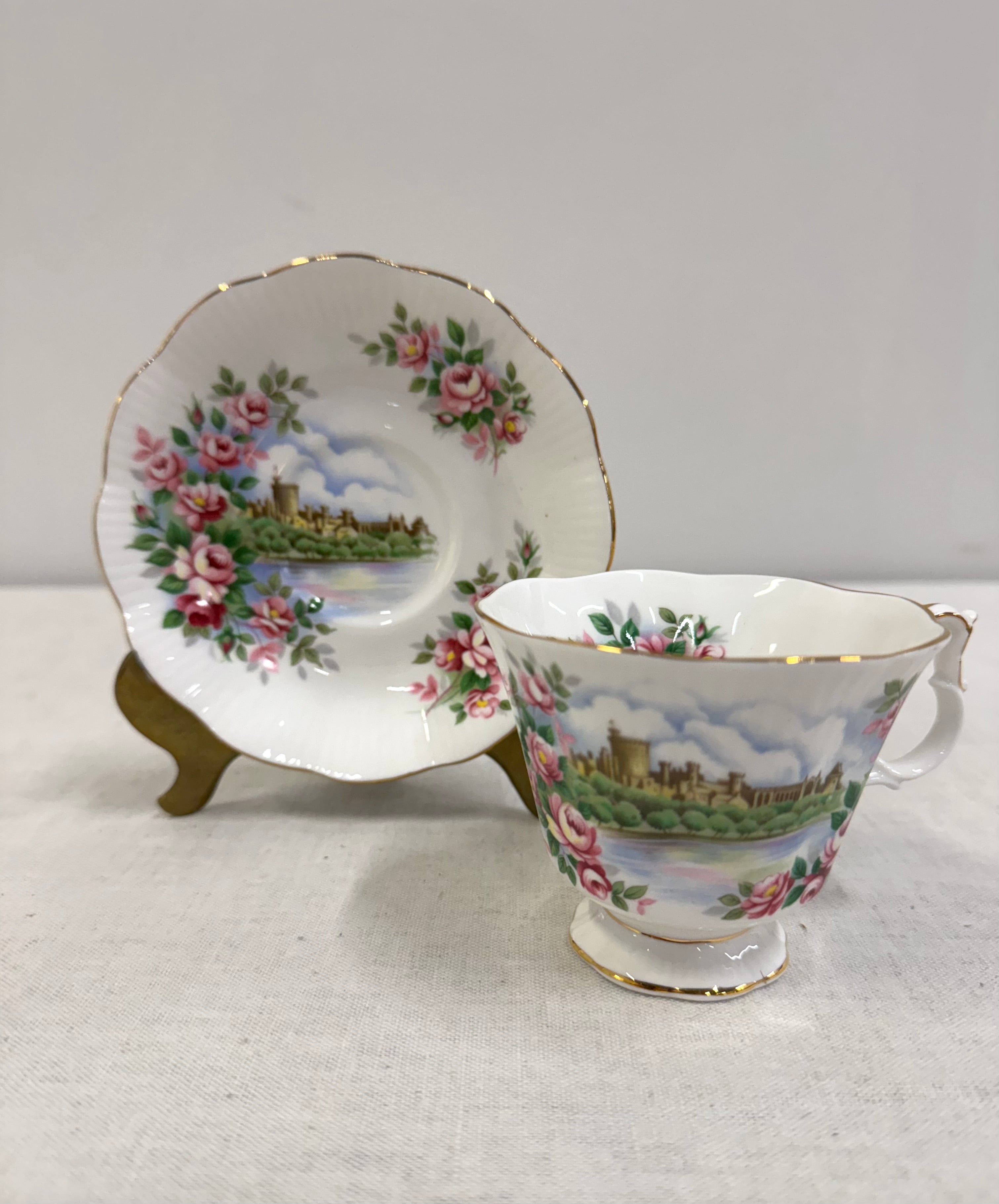 ROYAL ALBERT 'England's Glory' Cup & Saucer