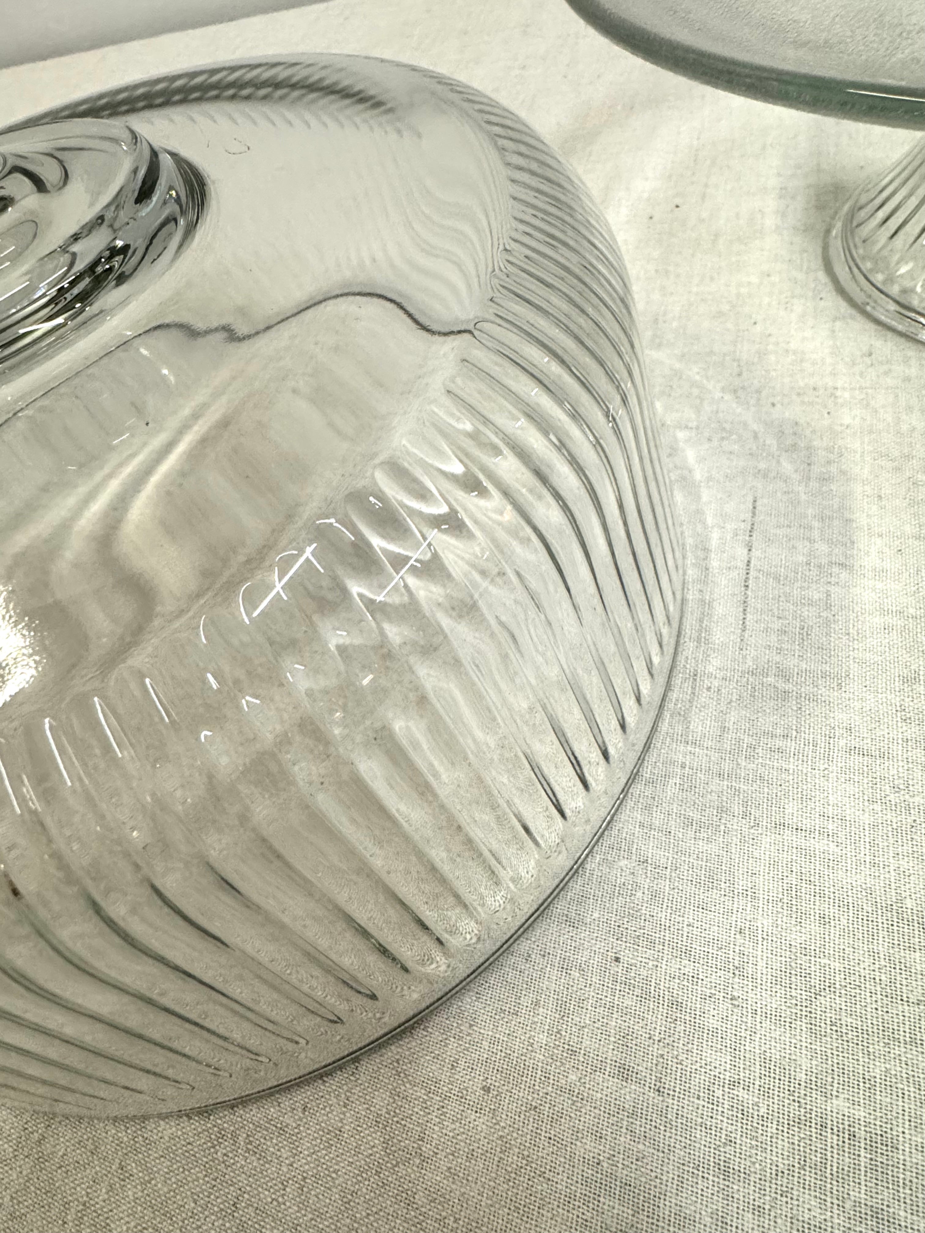 Vintage ANCHOR HOCKING 'Monaco' Covered Cake Stand