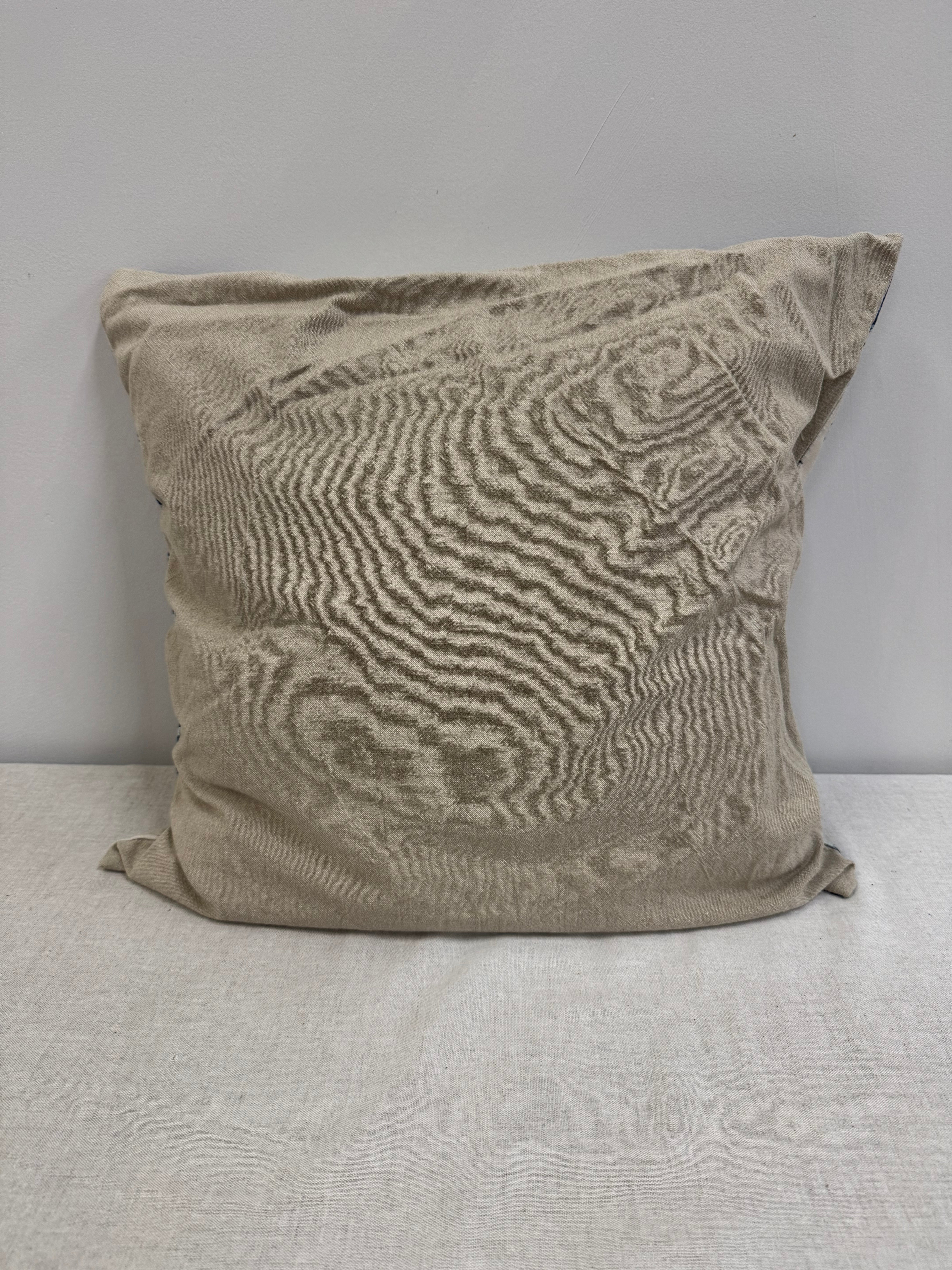 POTTERY BARN 'Ainsley' Blue & Cream Toile 22" Pillow