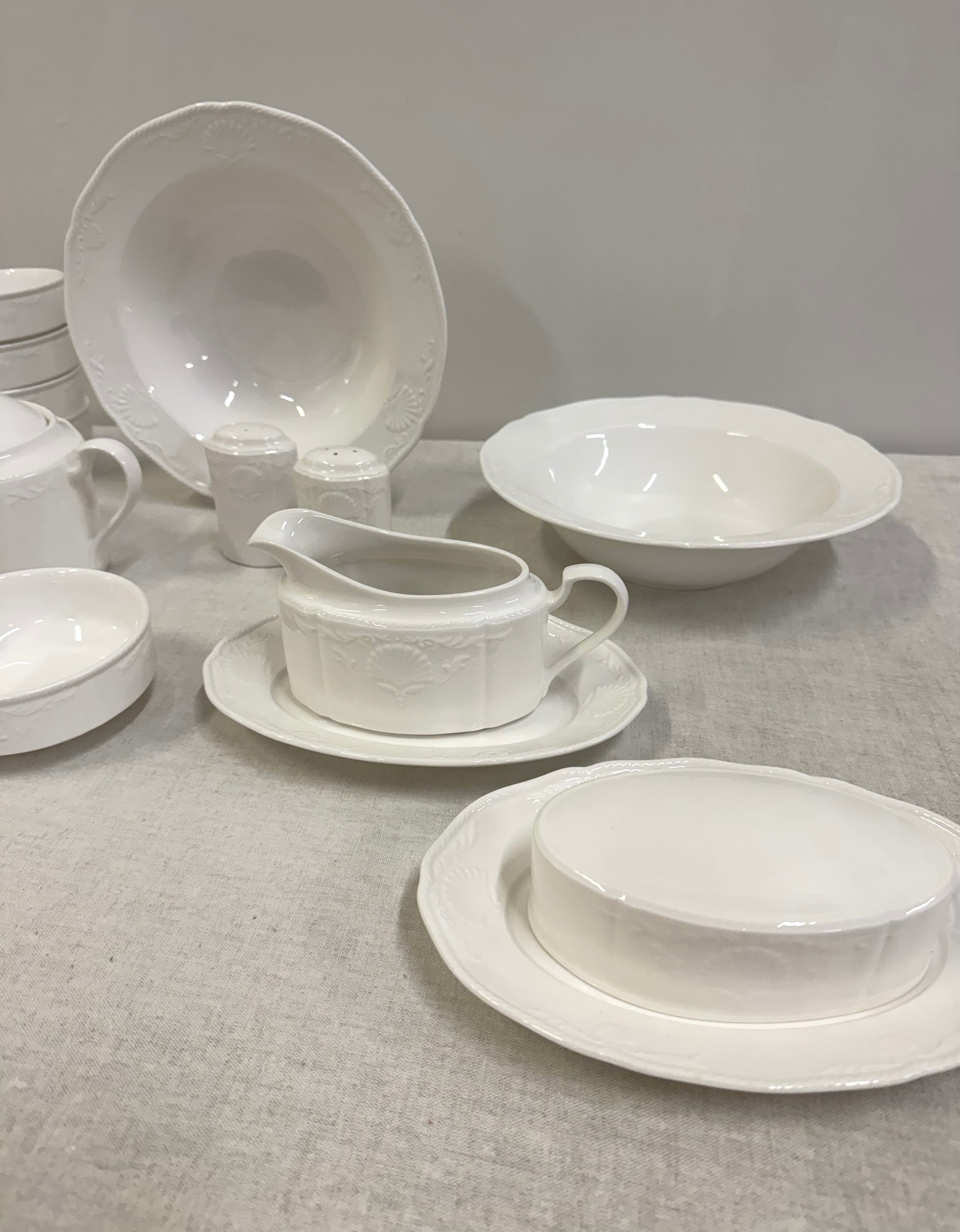 MIKASA 'Hampton Bays' Serveware Set