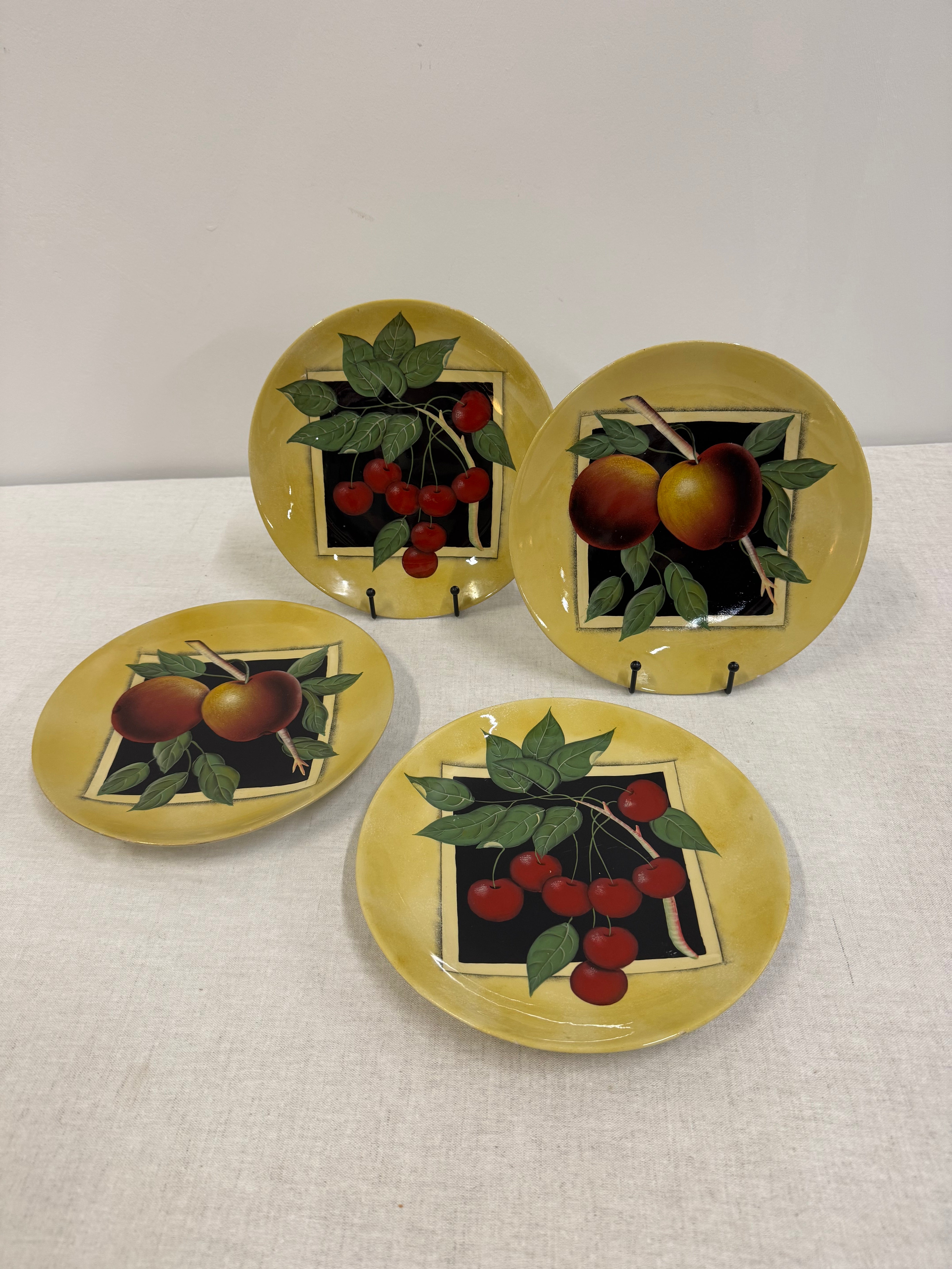 Decorative Fruit Plates Set of 4