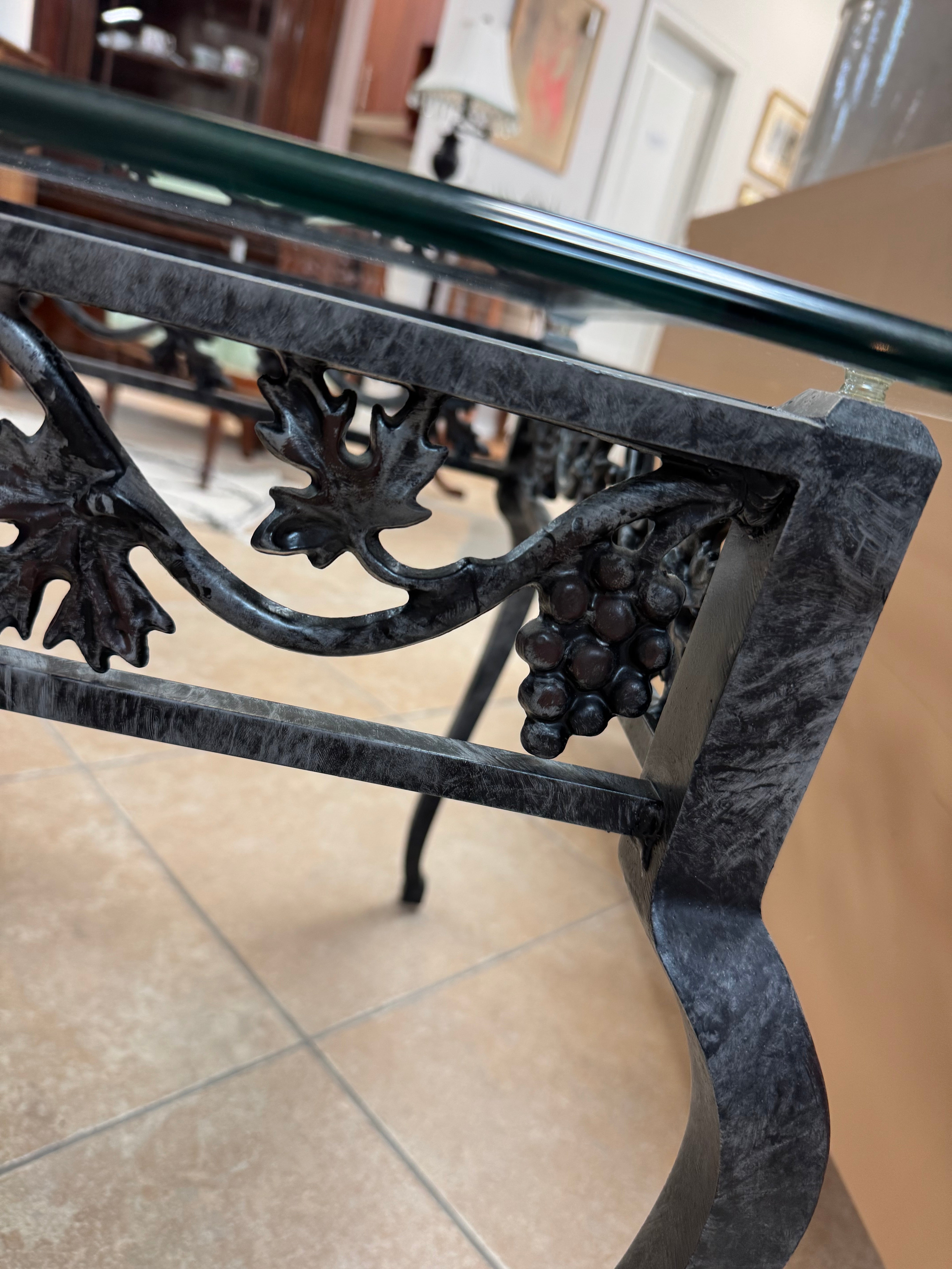 Wrought Iron Grapevines Side Table