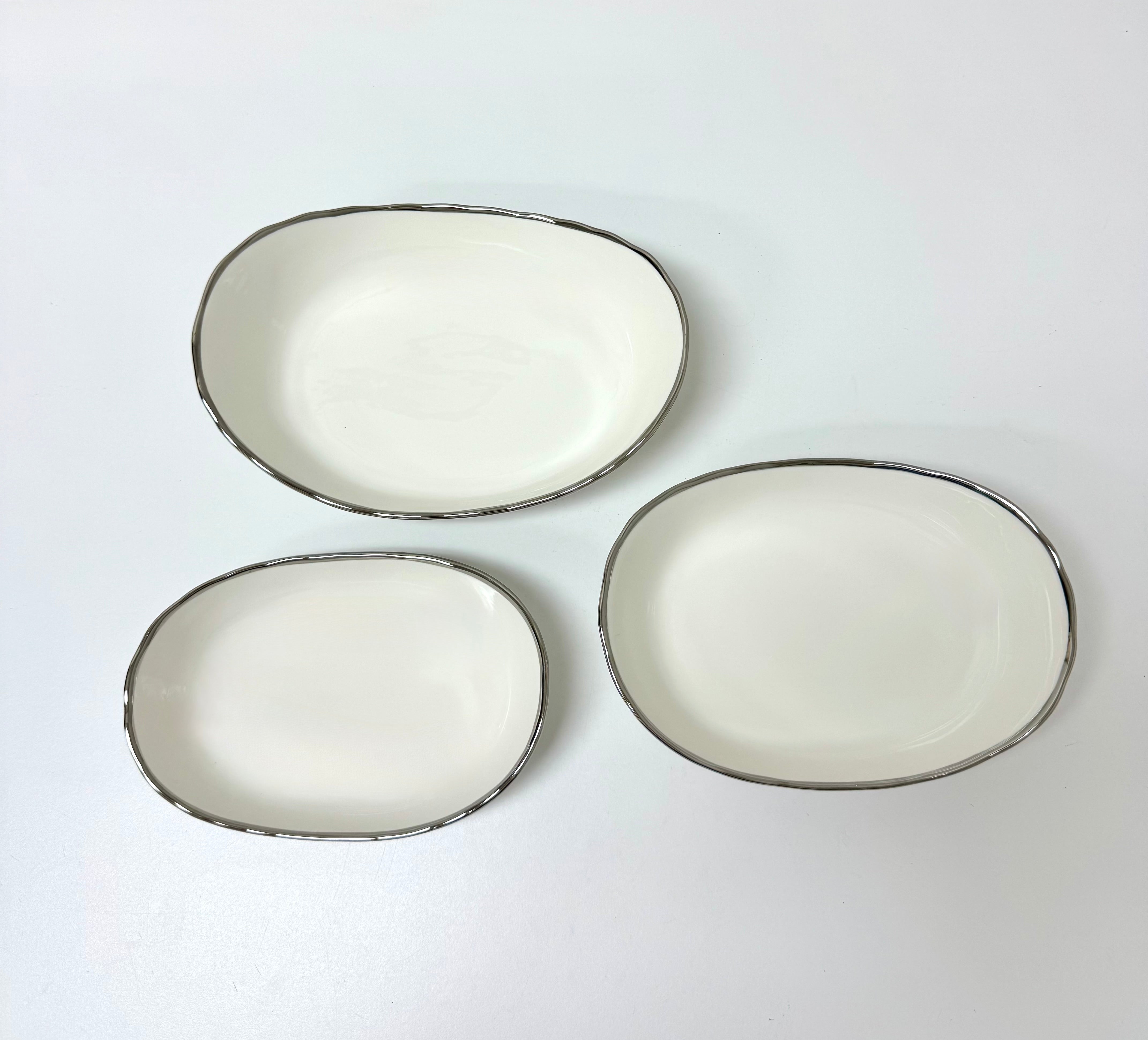 White Ceramic Nested Bowls Set of 3