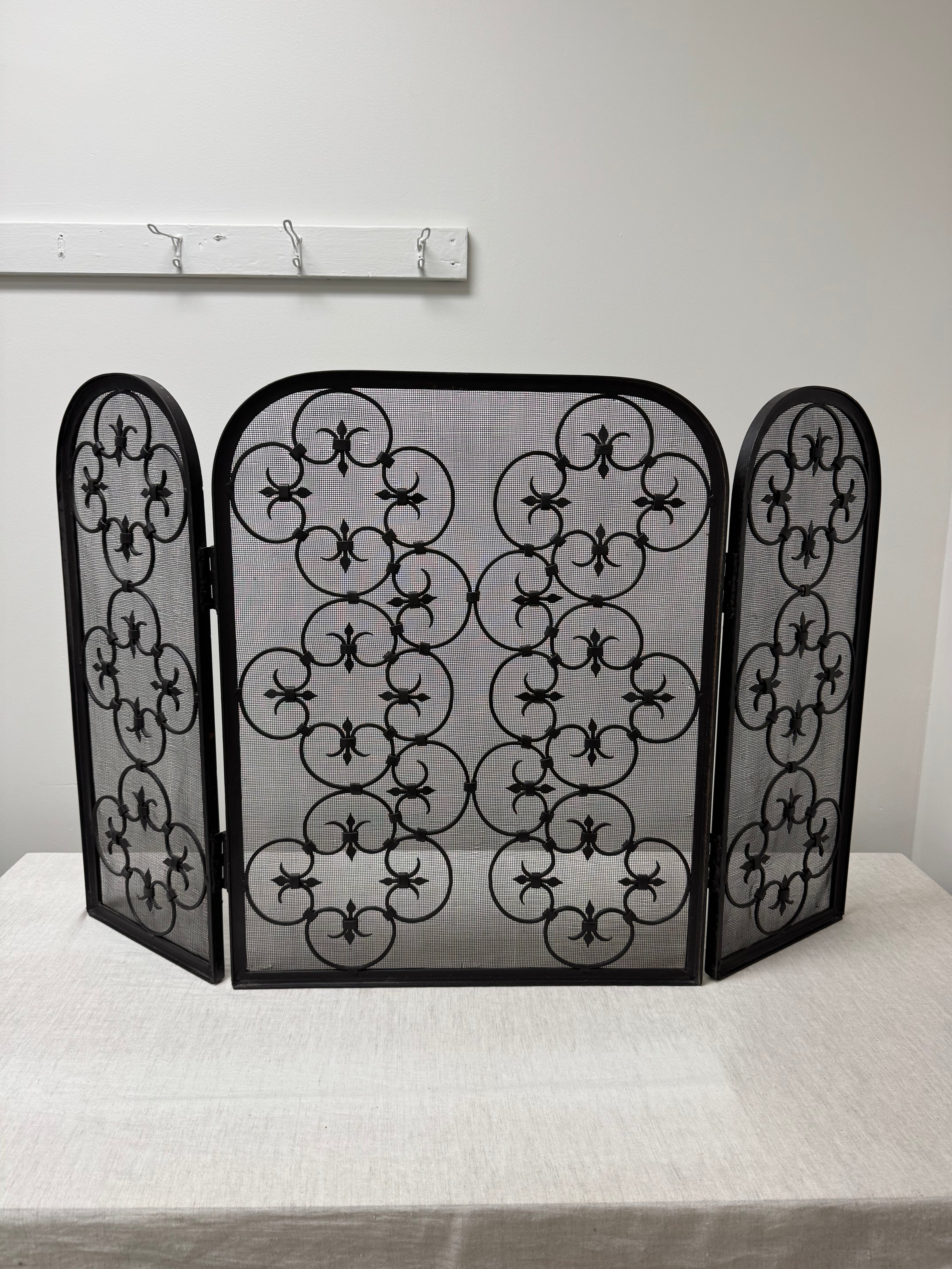 Vintage Black Iron Fleur-de-lis Firescreen