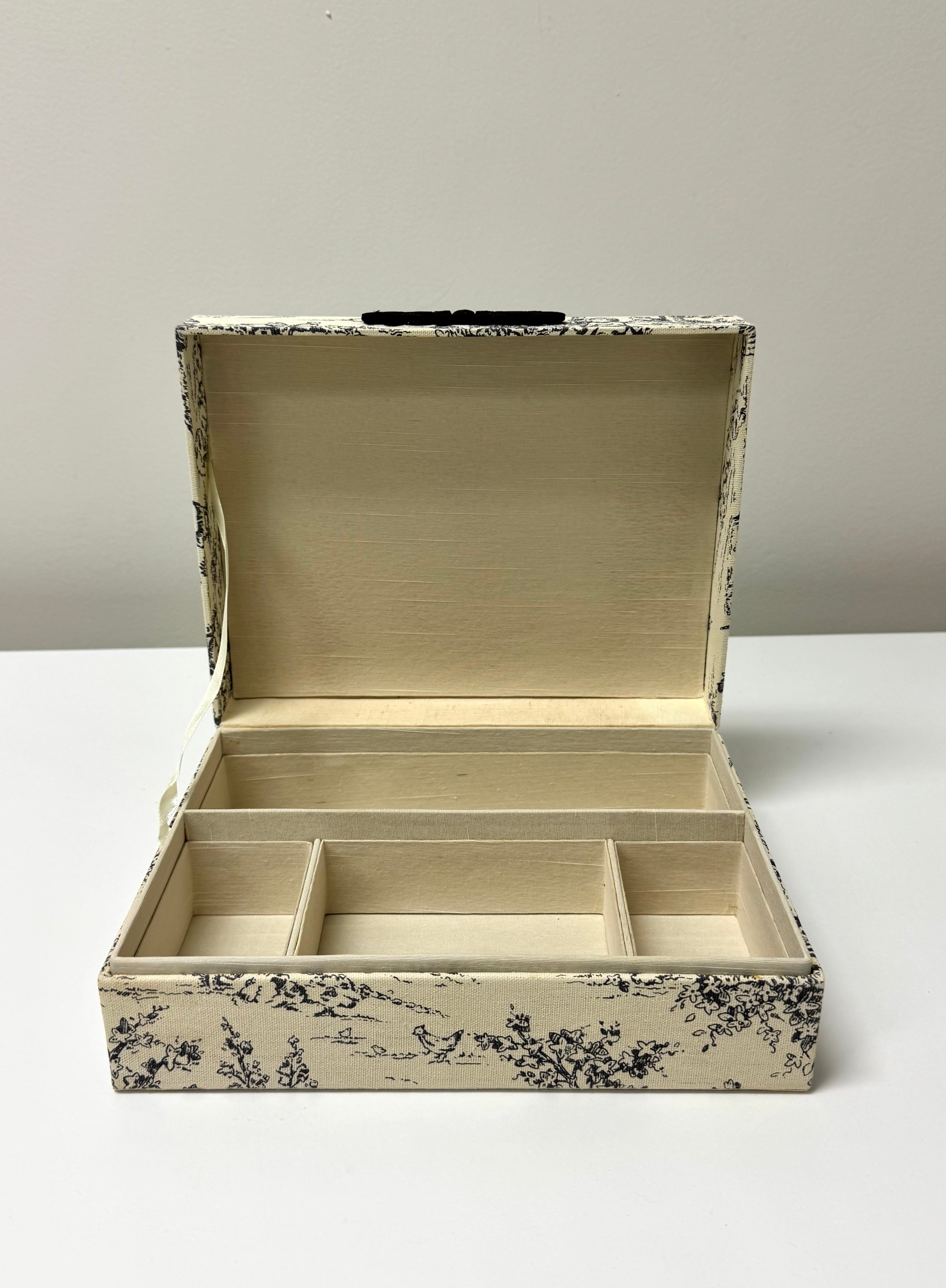 PARTYLITE Black Toile de Jouy Jewellery Box