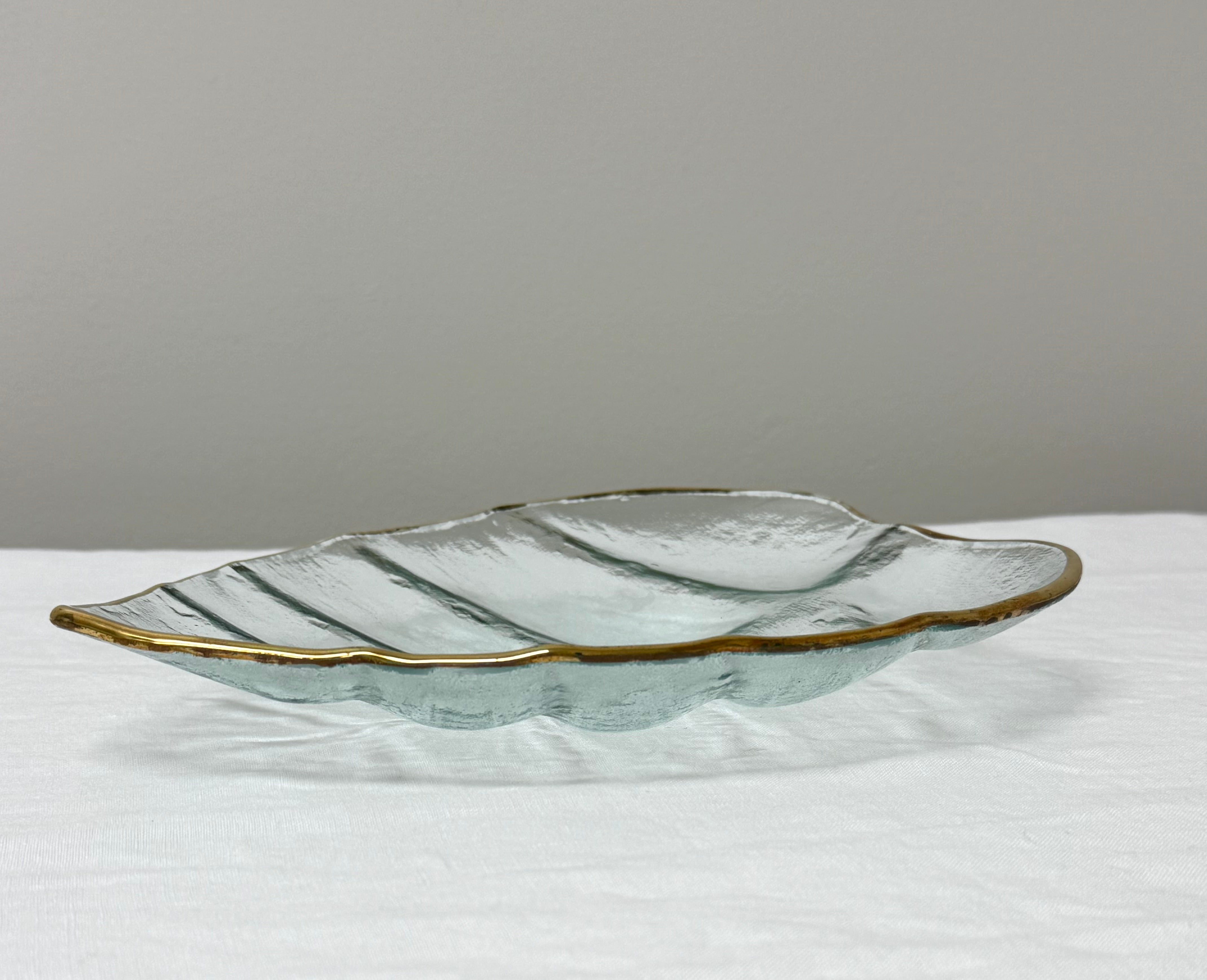 Organic Glass Leaf Dish