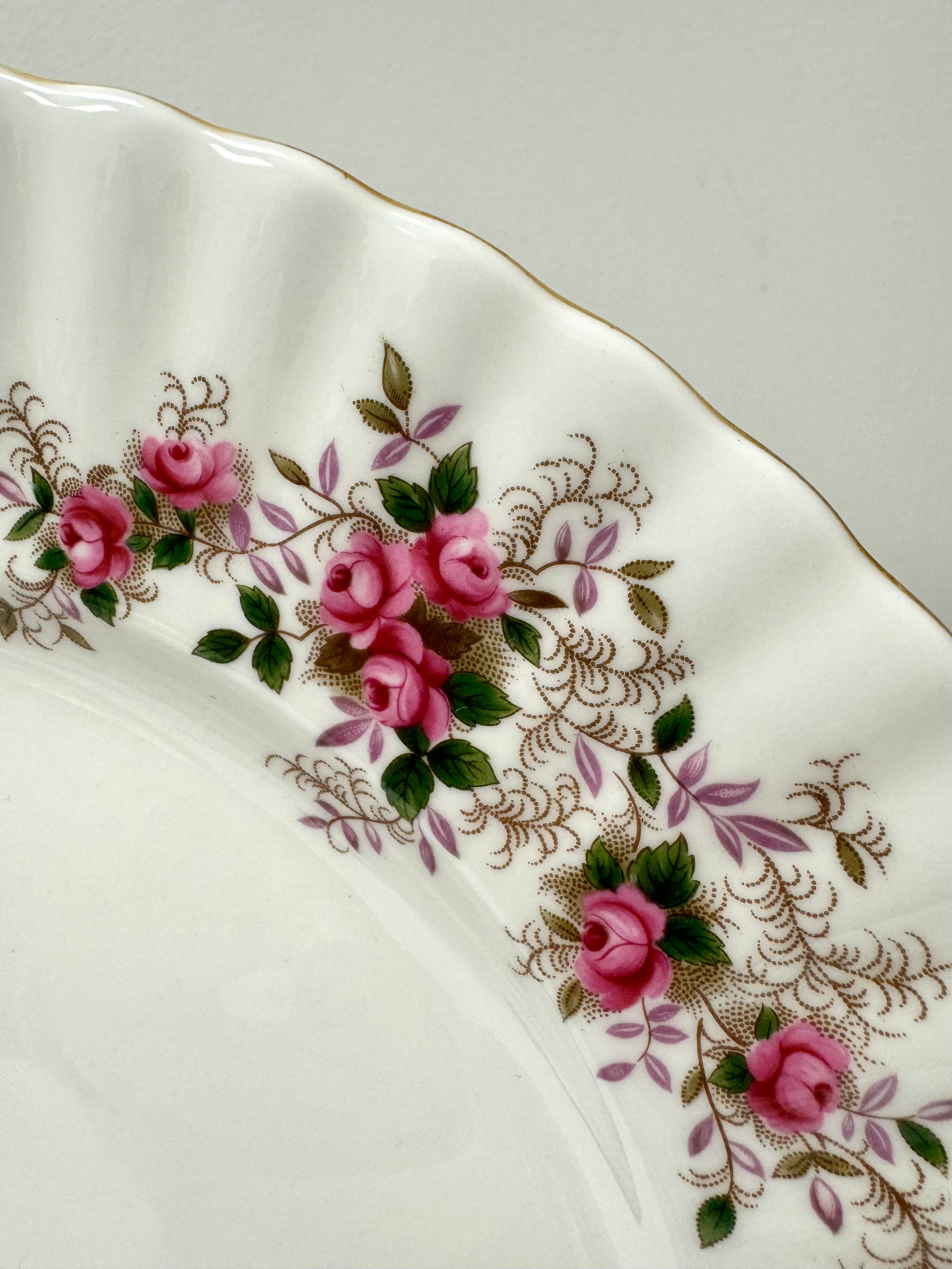 ROYAL ALBERT 'Lavender Rose' Dinnerware Set for 8 Plus Extras