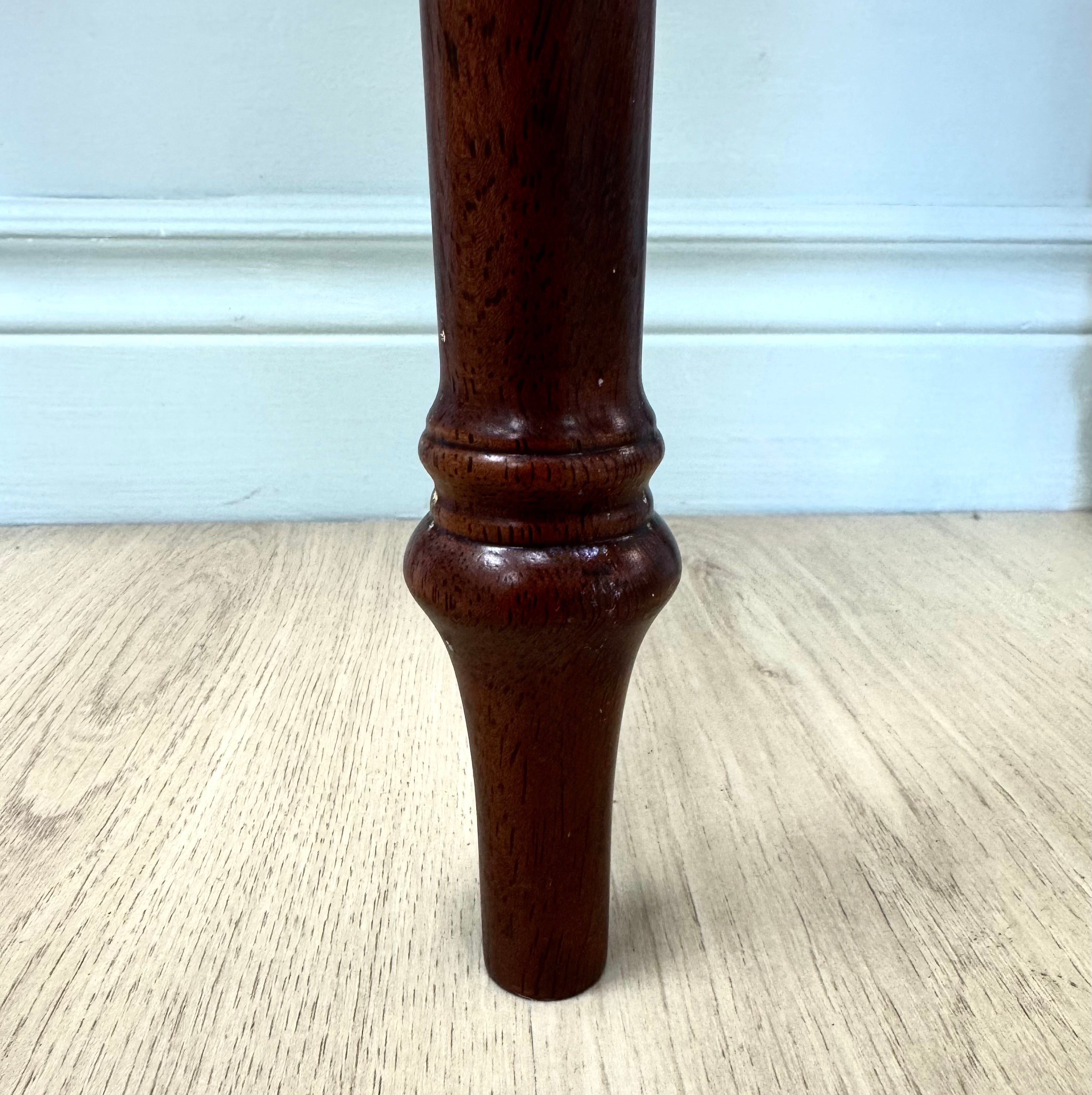 BOMBAY Demilune Table