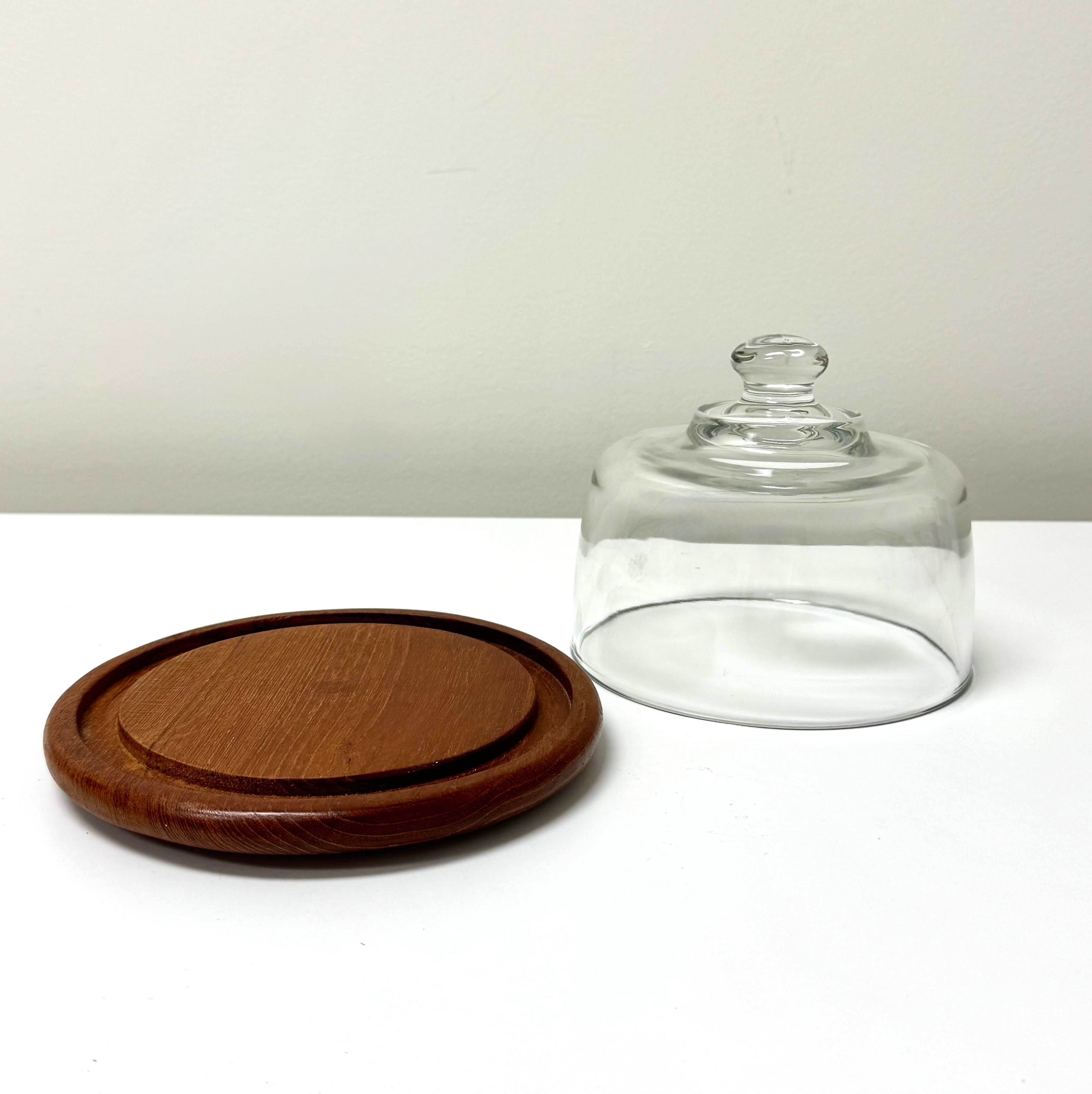 Vintage GAILSTYN-SUTTON Teak Cheese Plate with Glass Cloche
