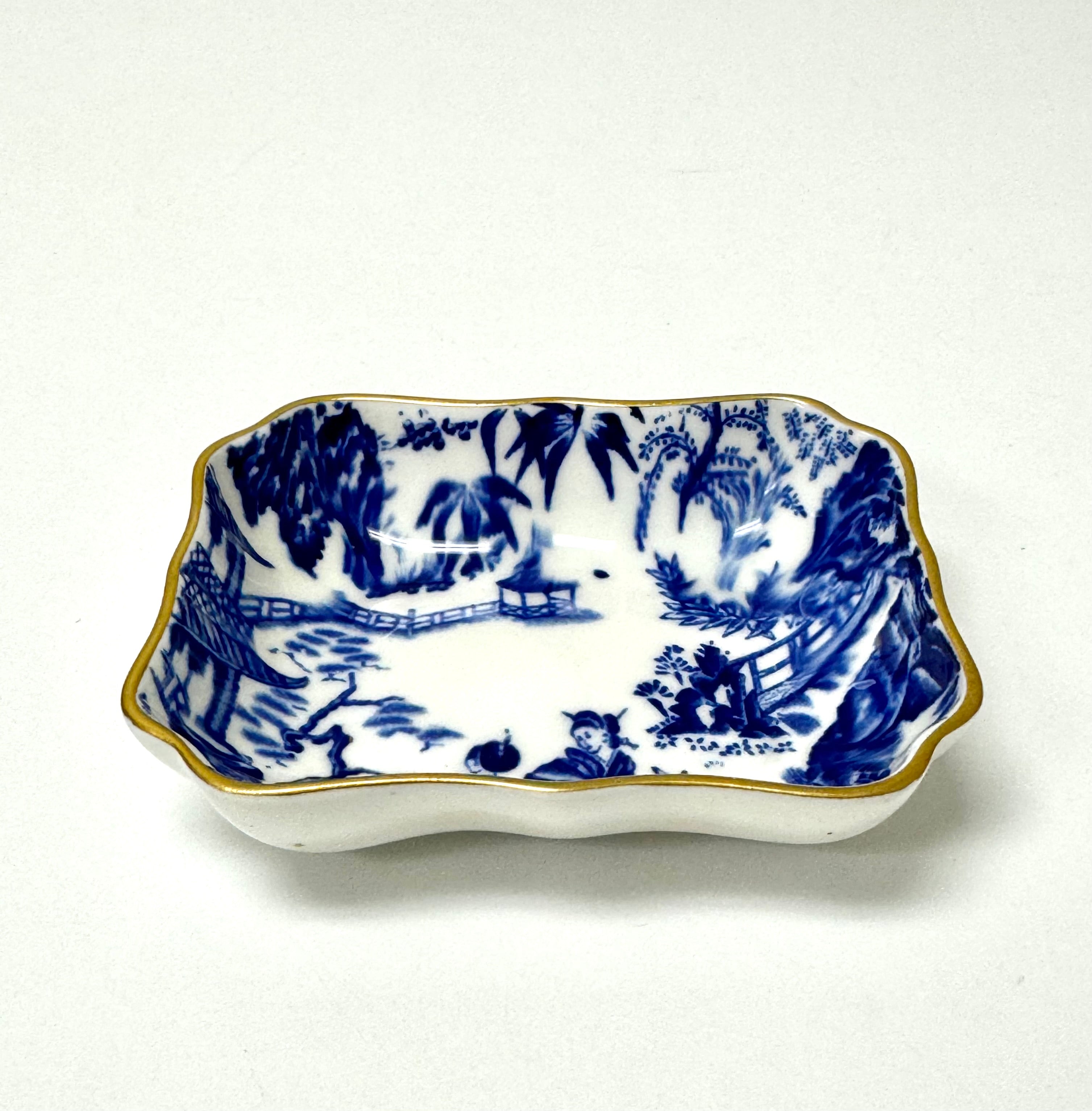 ROYAL CROWN DERBY 'Mikado' Small Rectangular Dish