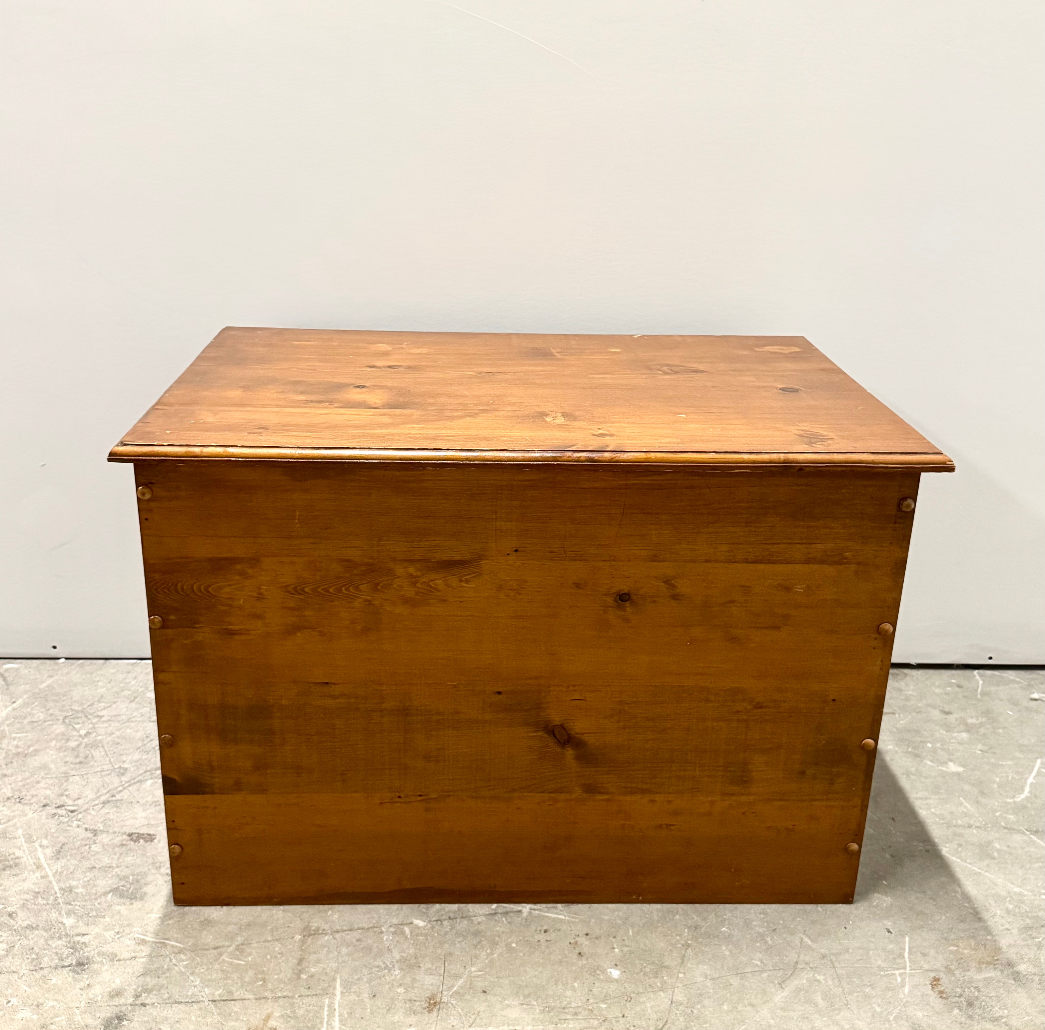 Solid Pine Cedar-lined Chest