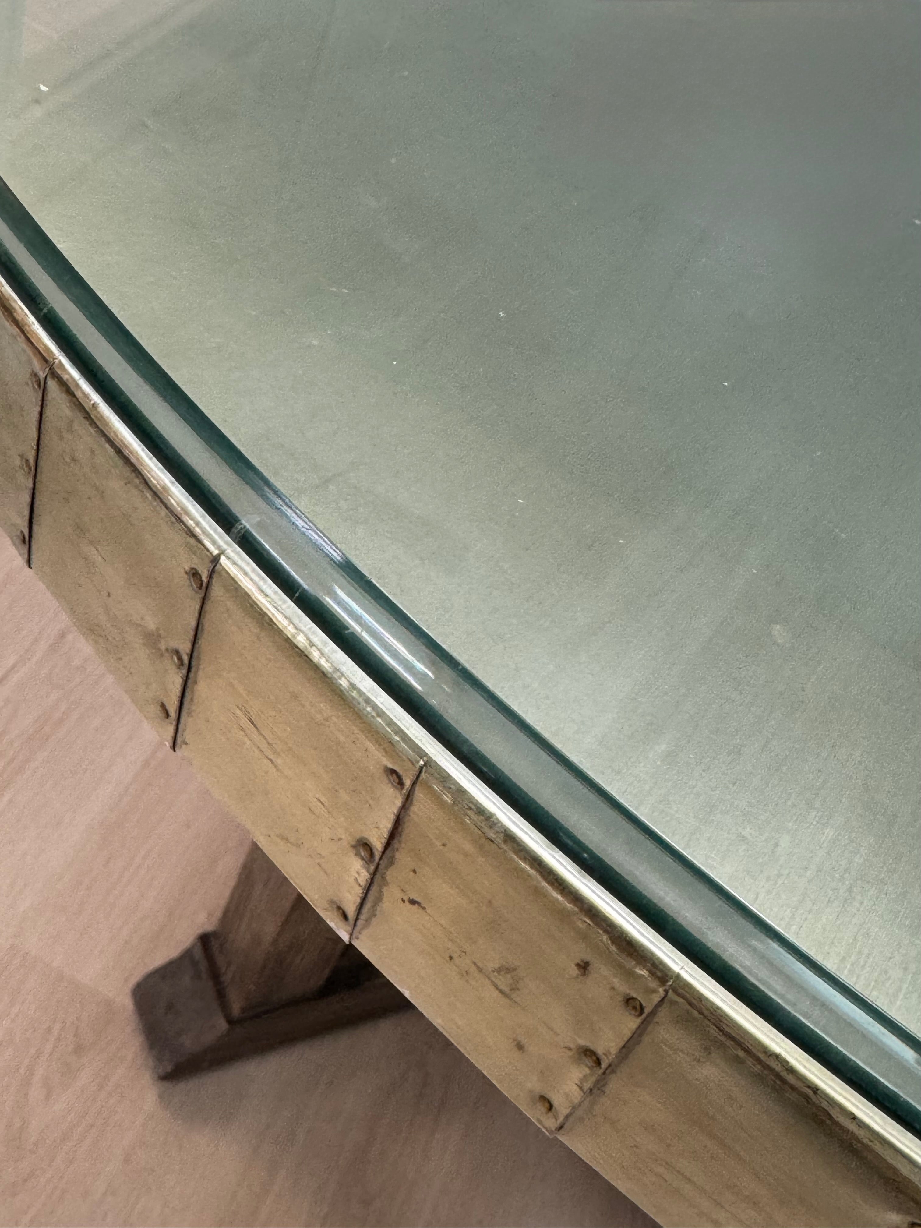 HOOKER 'Bentley' 48" Dining Table
