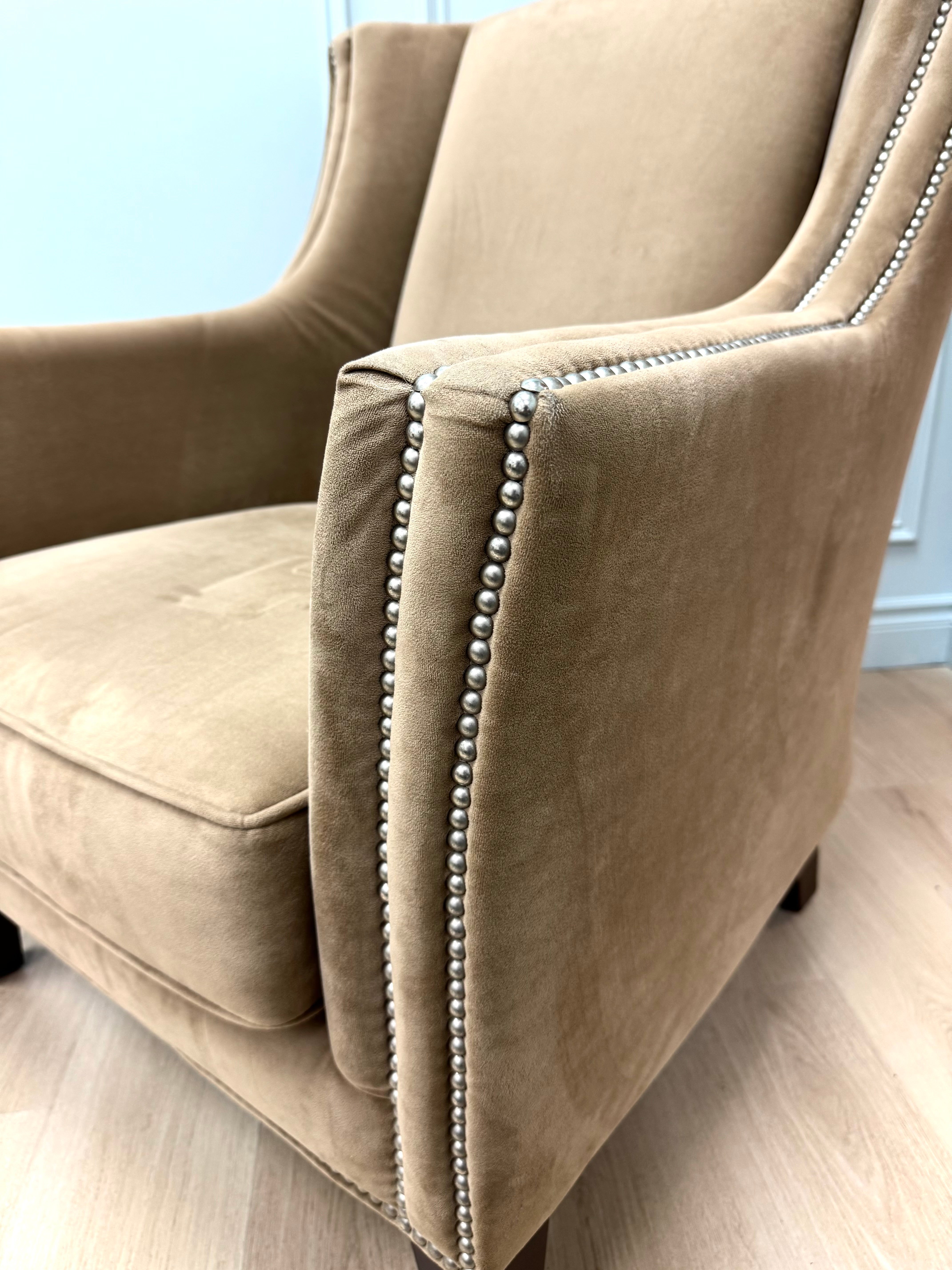 DECOR-REST Dark Wheat Velvet Chair