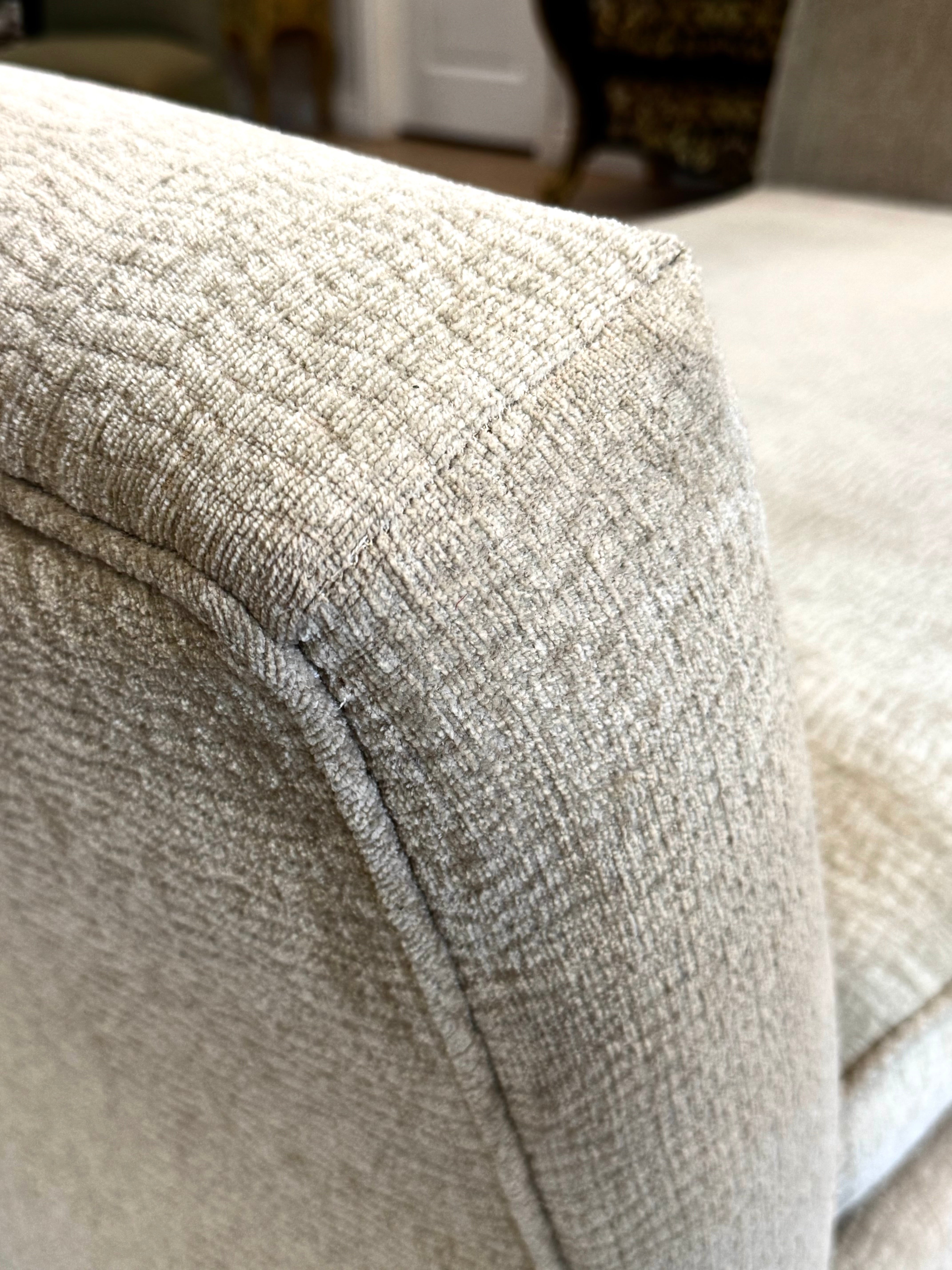 Sand Flare-arm Daybed