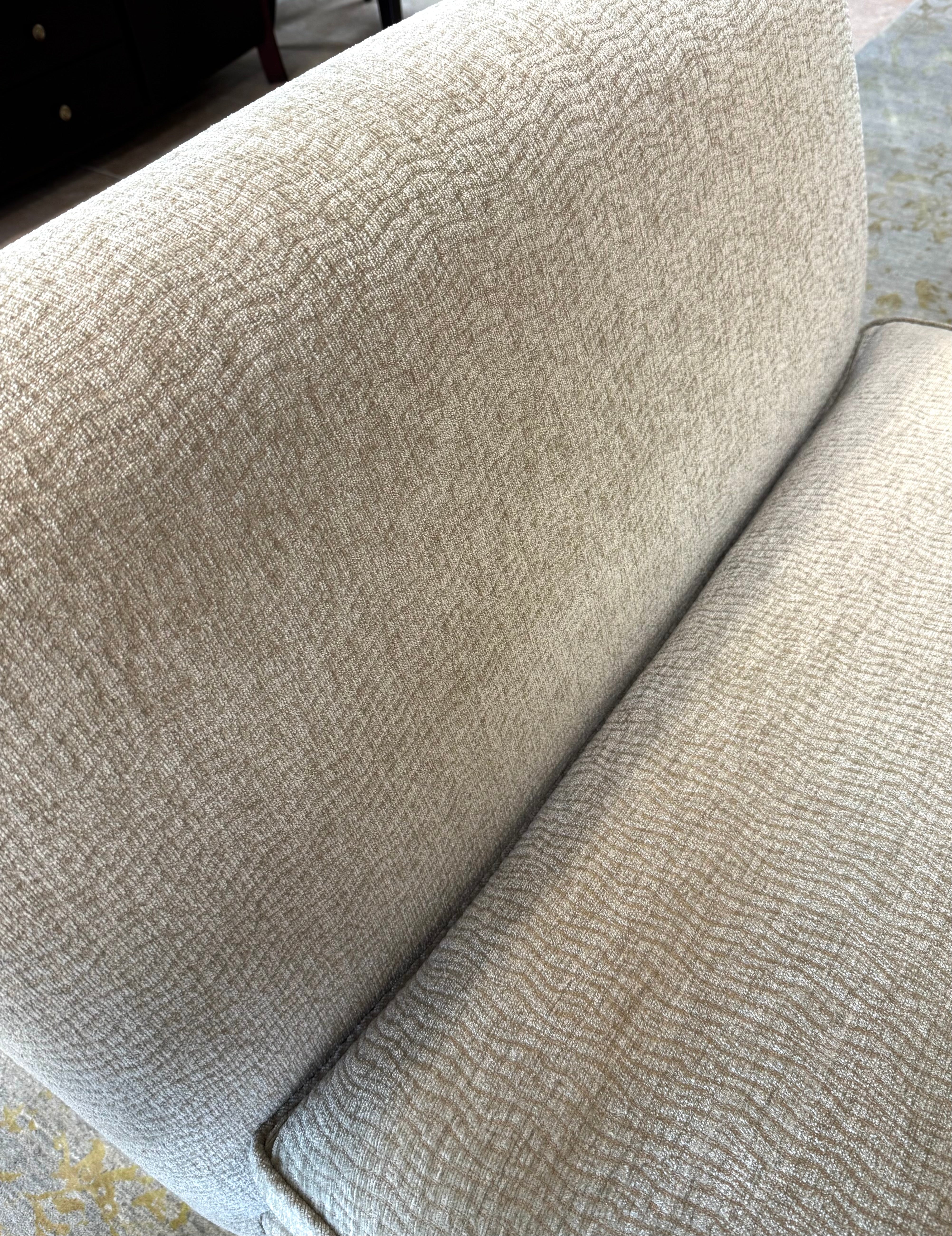 Sand Flare-arm Daybed