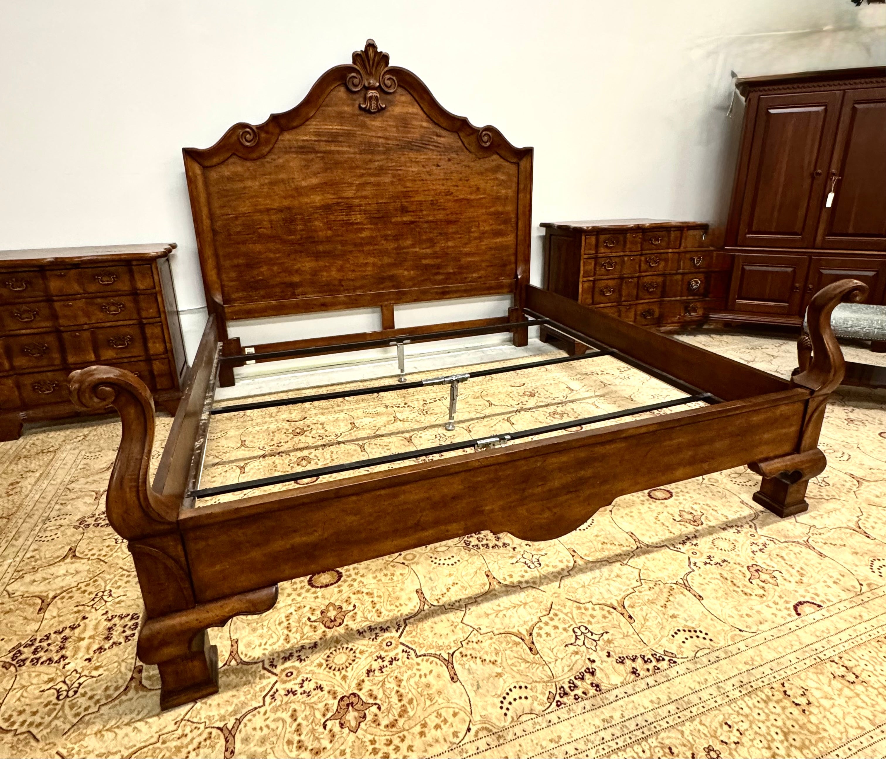 CENTURY FURNITURE 'Towne & Country' King Bed