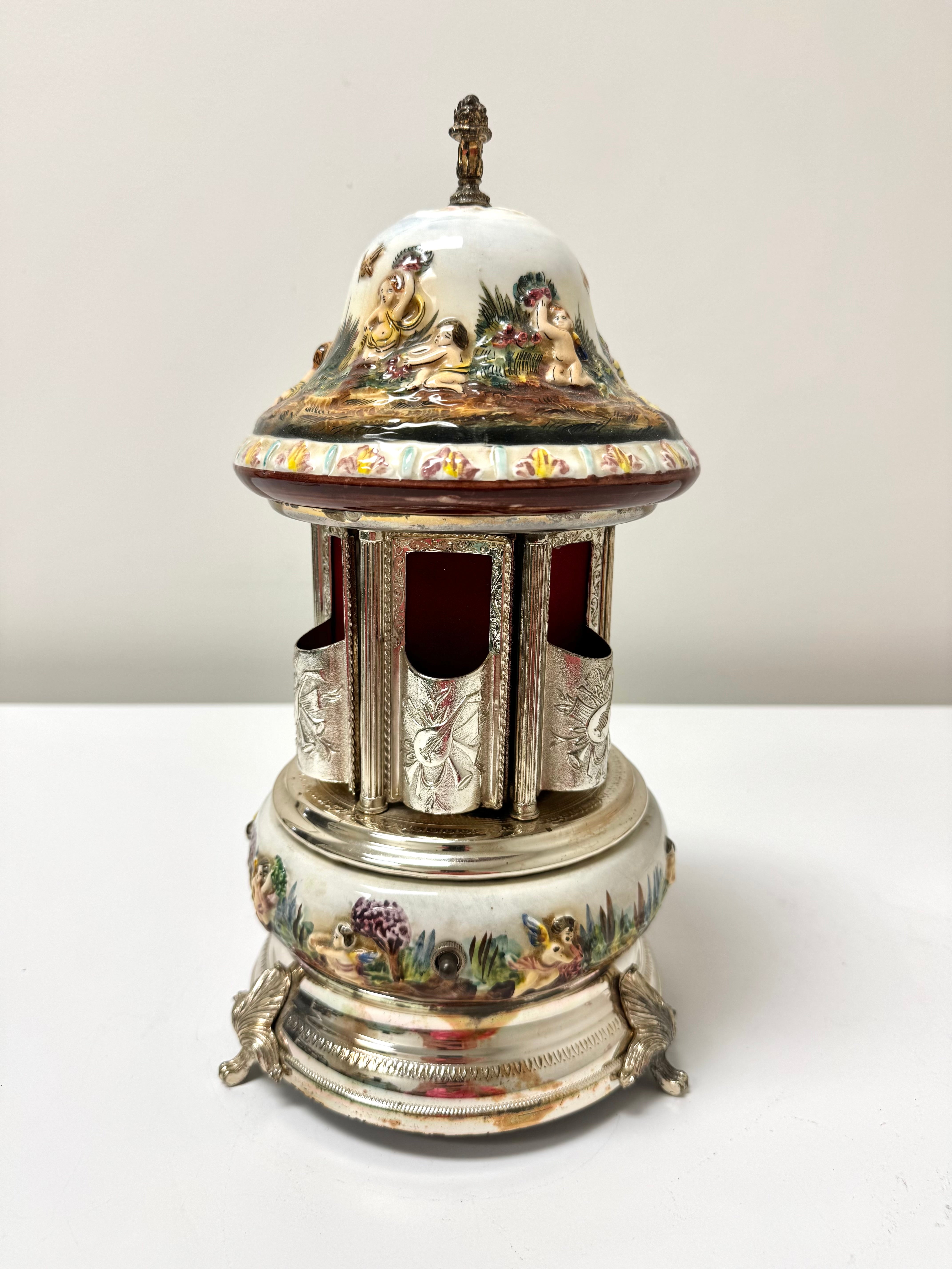 RARE Vintage REUGE Capodimonte Musical Carousel