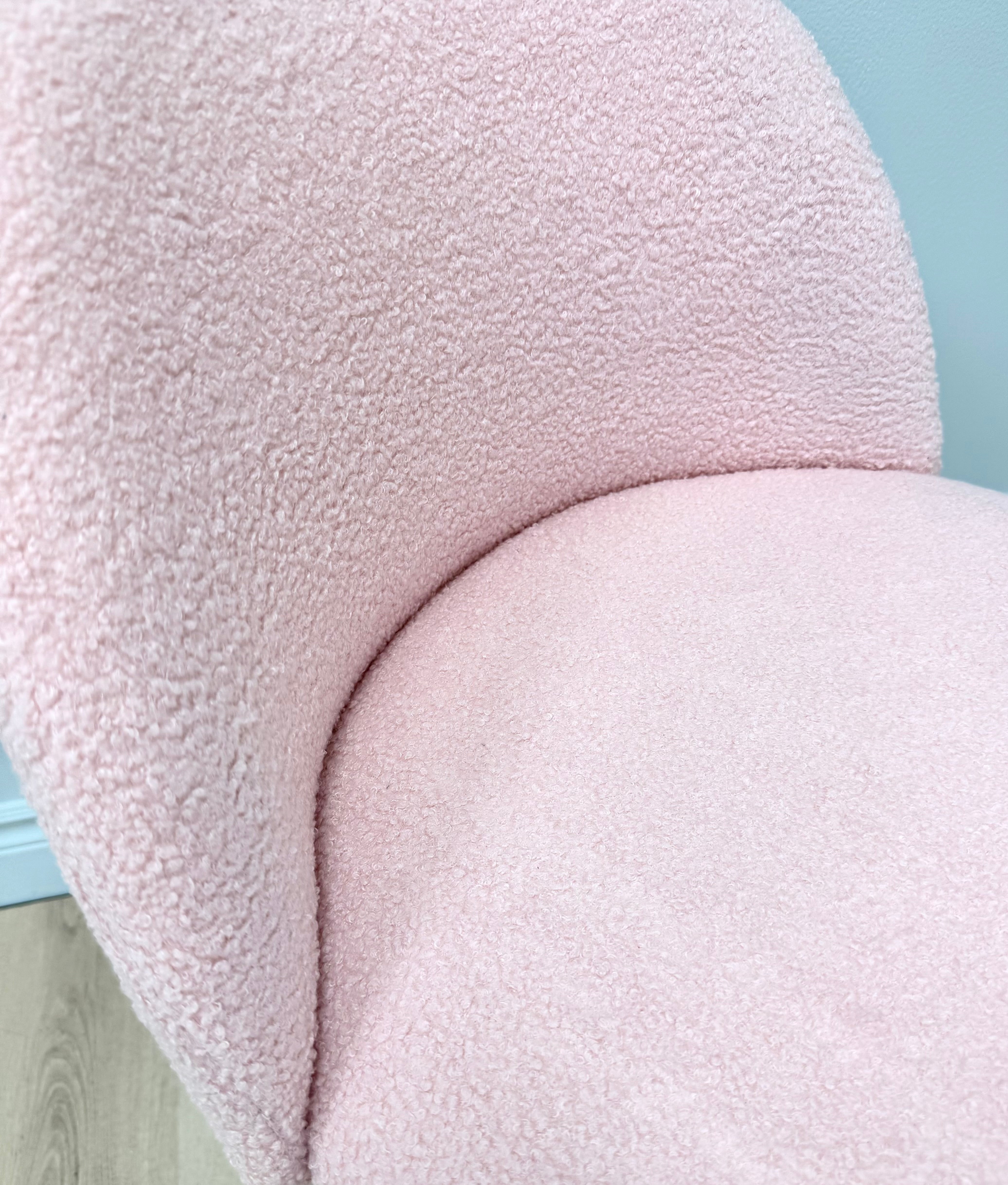 Pink Boucle Adjustable Desk Chair