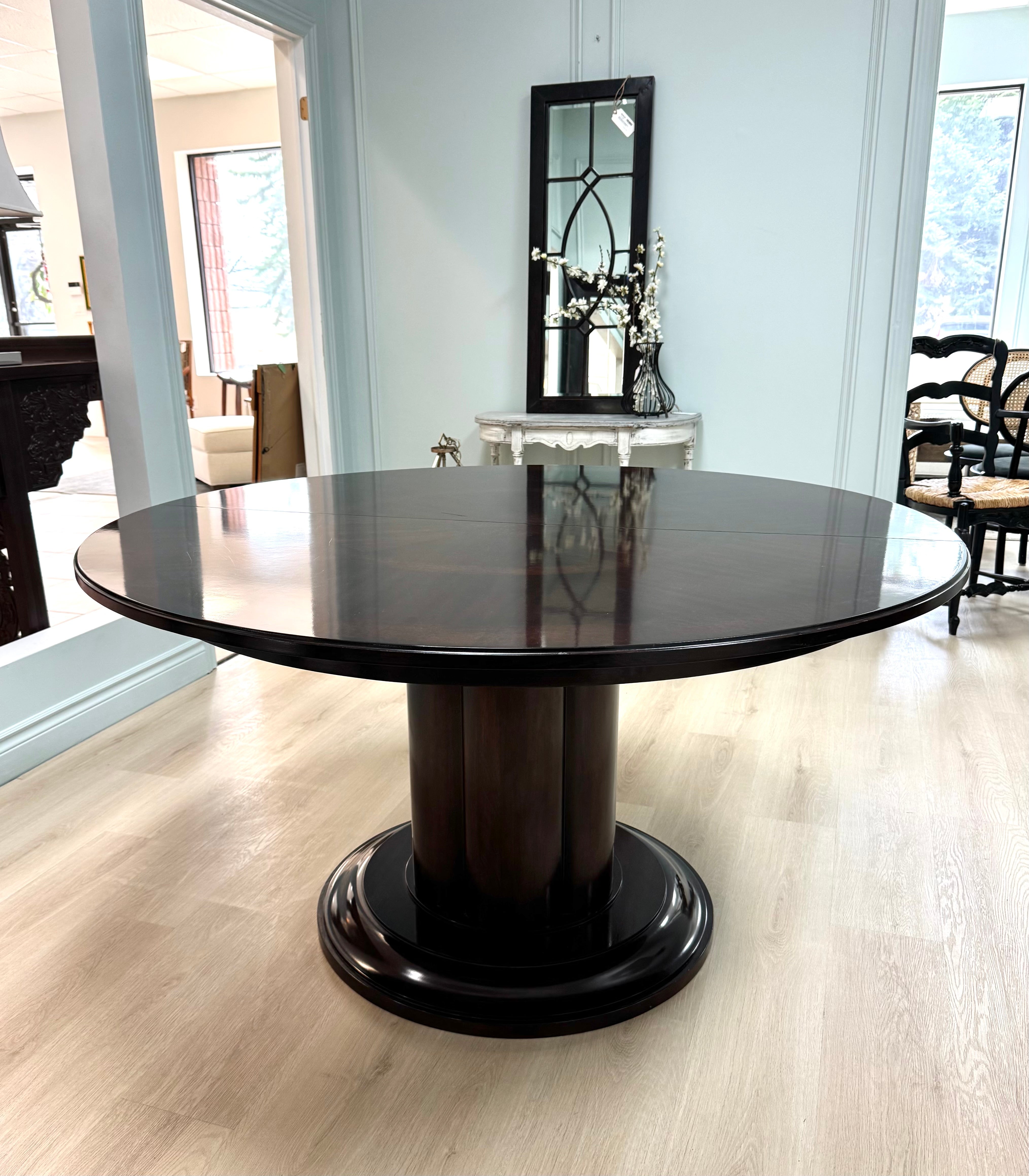 BERNHARDT 'Wilshire Blvd' Dining Table