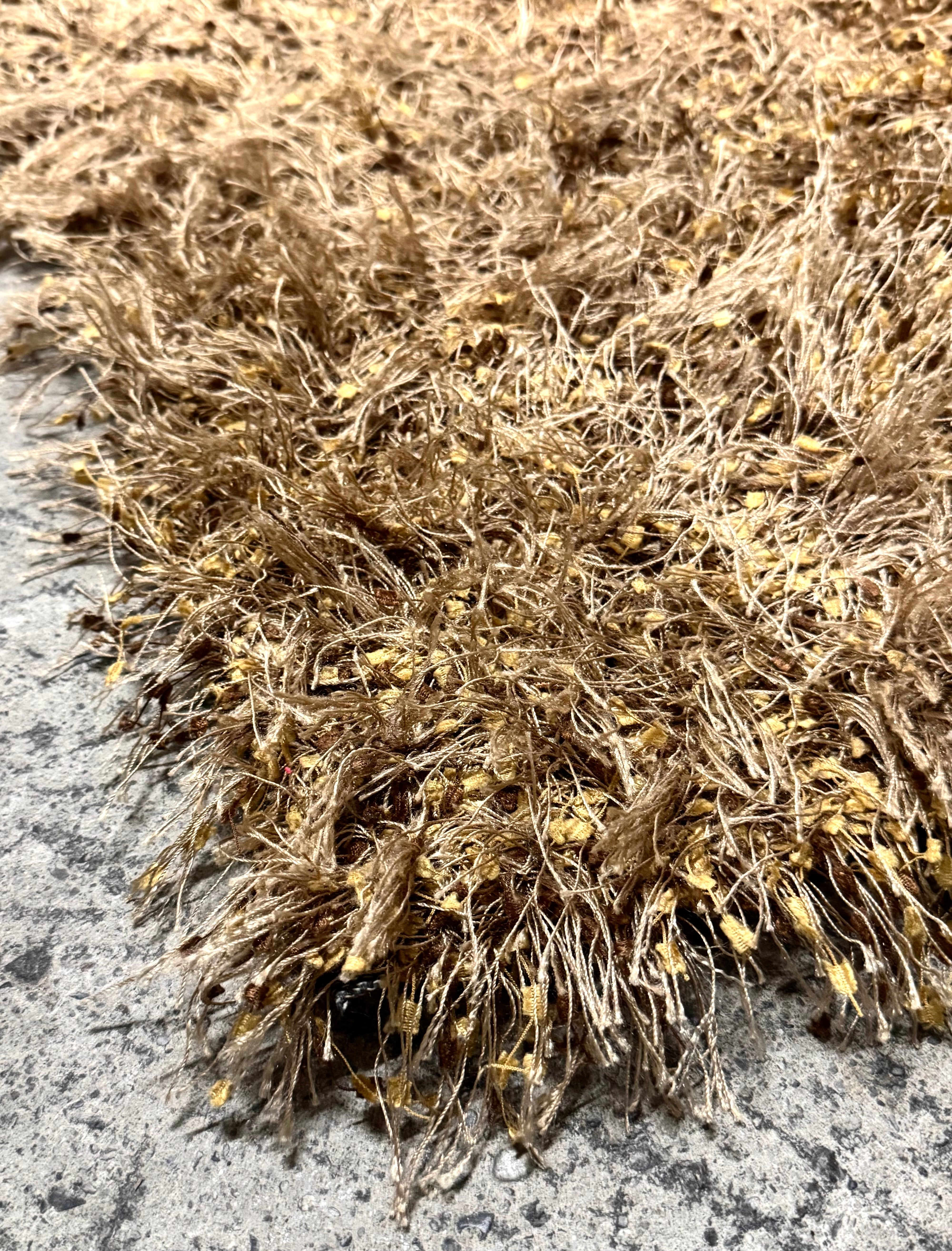 Gold Shimmer 4' x 6' Shag Rug