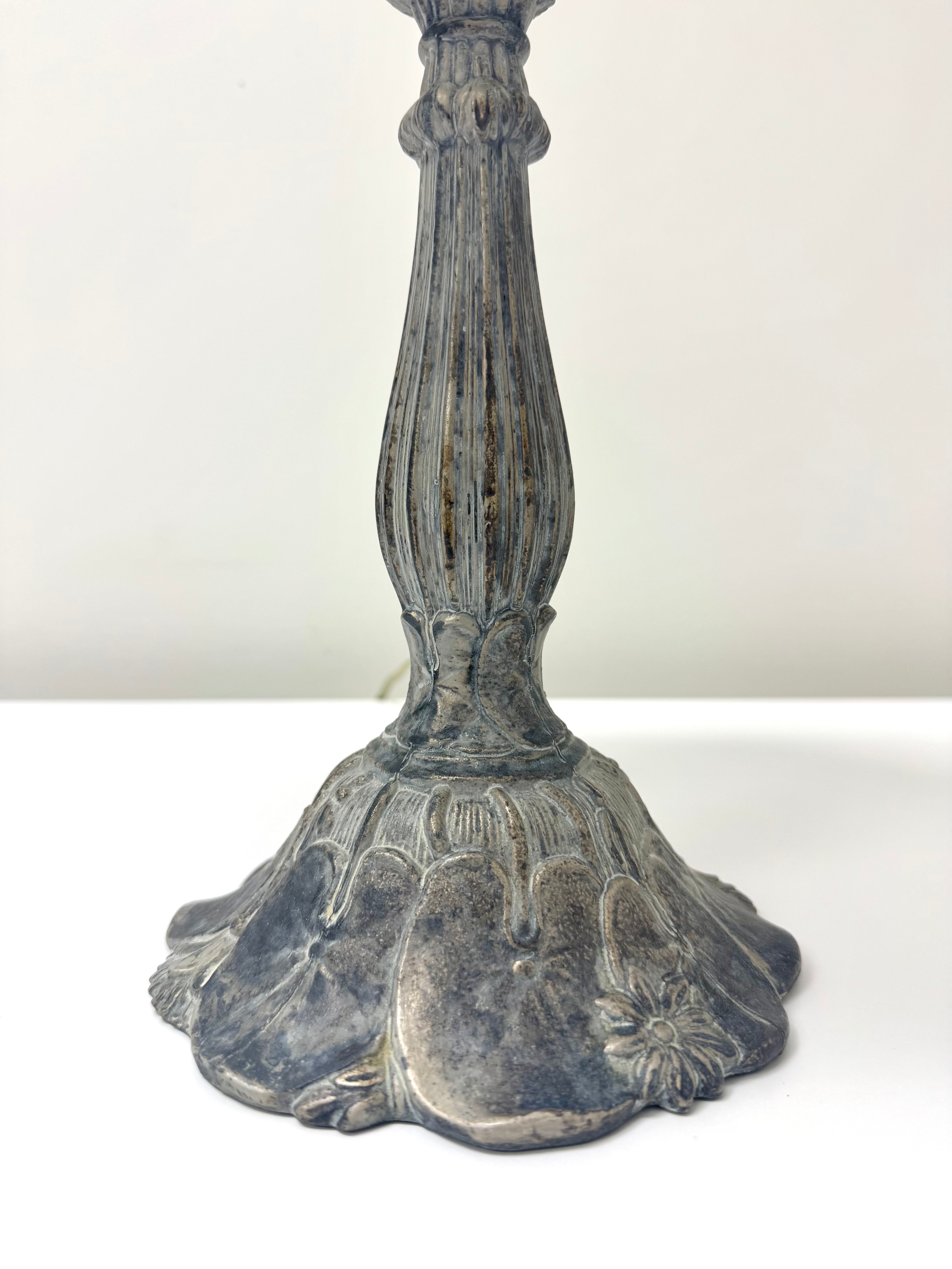 Distressed Gray Lily Pad Lamp