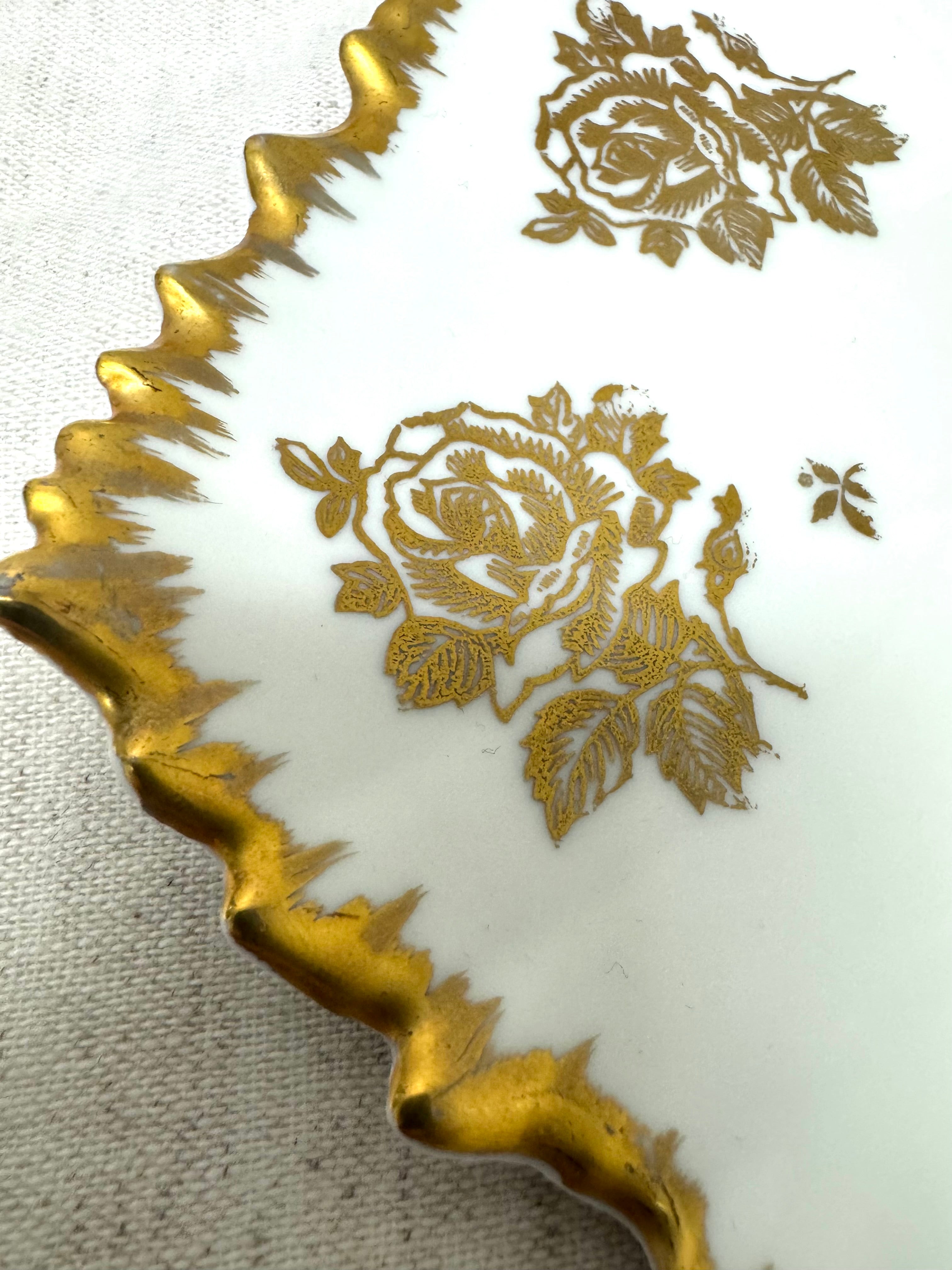 PORCELAINE DE FRANCE 7" Leaf Dish