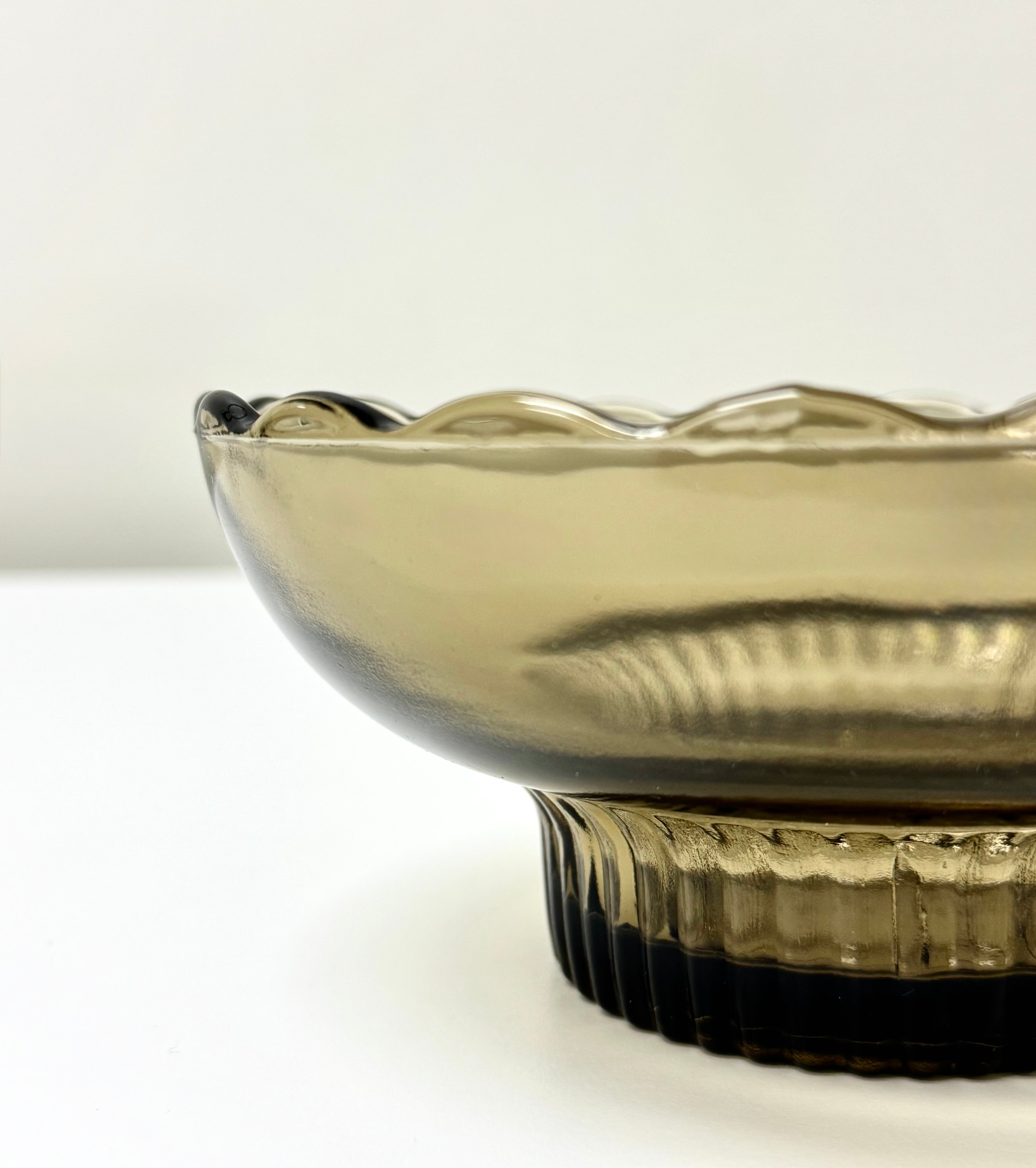 Vintage Tawny Smoke Scalloped Bowl