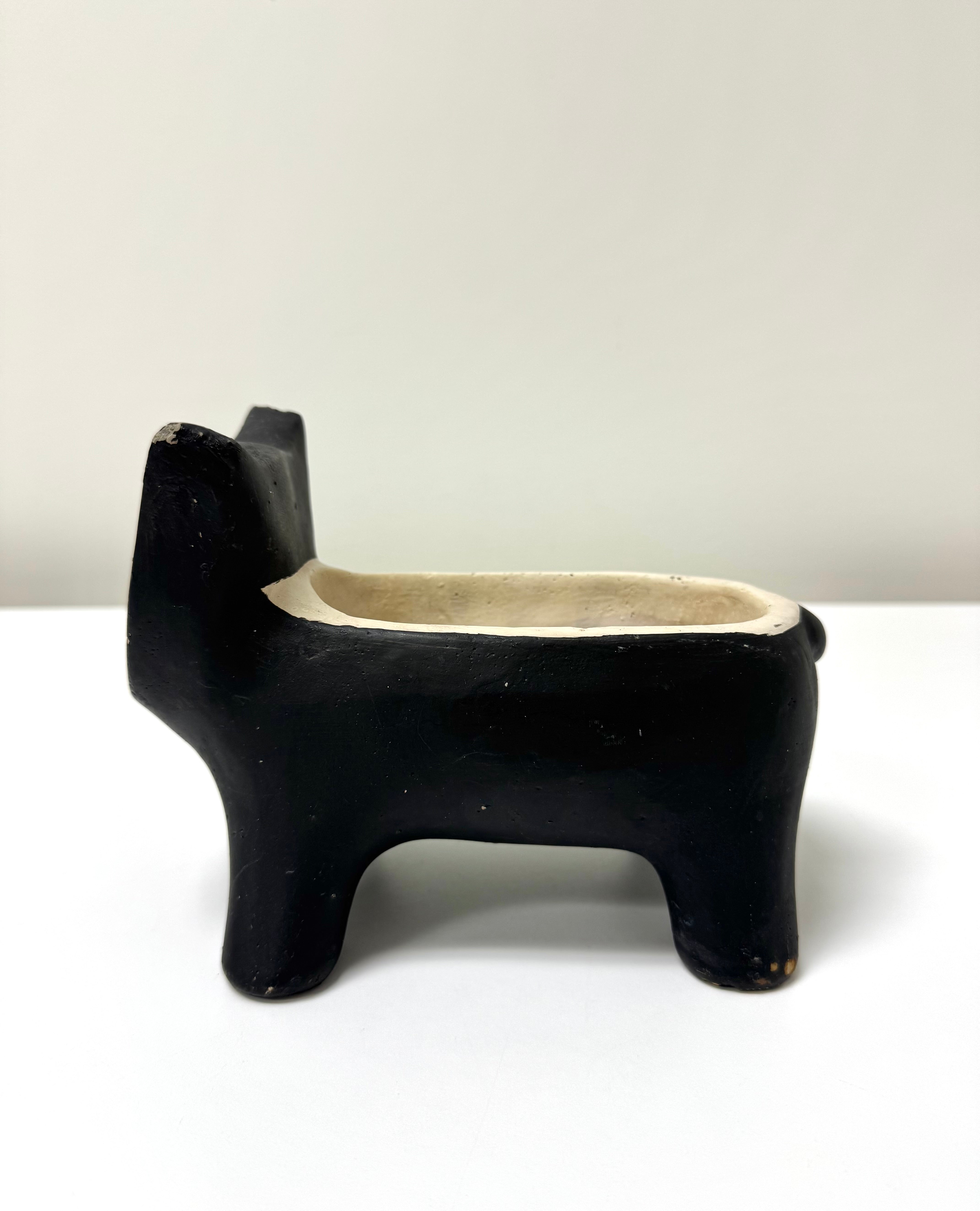 Black Cat Concrete Bowl/Planter