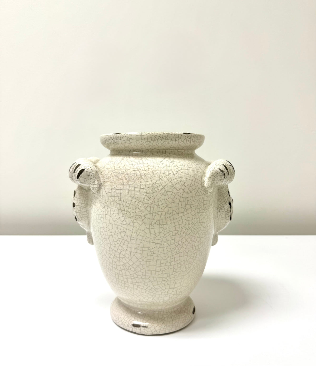 Cream Crackle Glaze Lion Head Vase