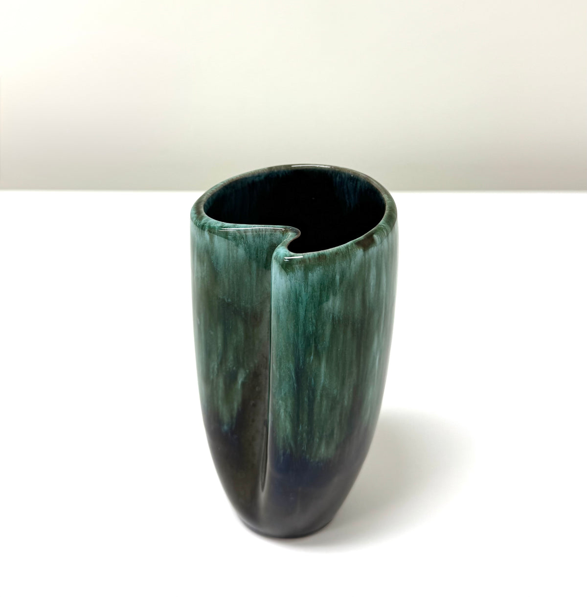 BLUE MOUNTAIN POTTERY Pinched Vase