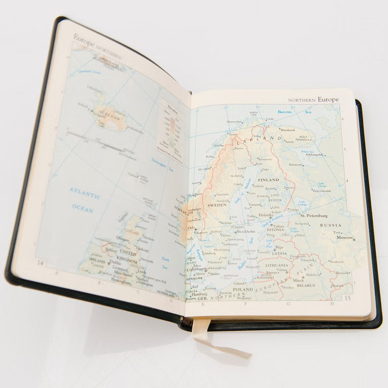 NEW TIFFANY Traveler's World Atlas