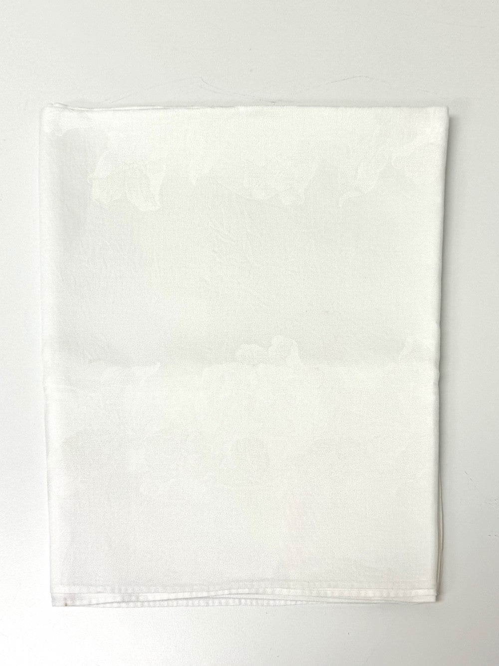 Vintage Damask White Linen 52" x 68" Tablecloth|5107