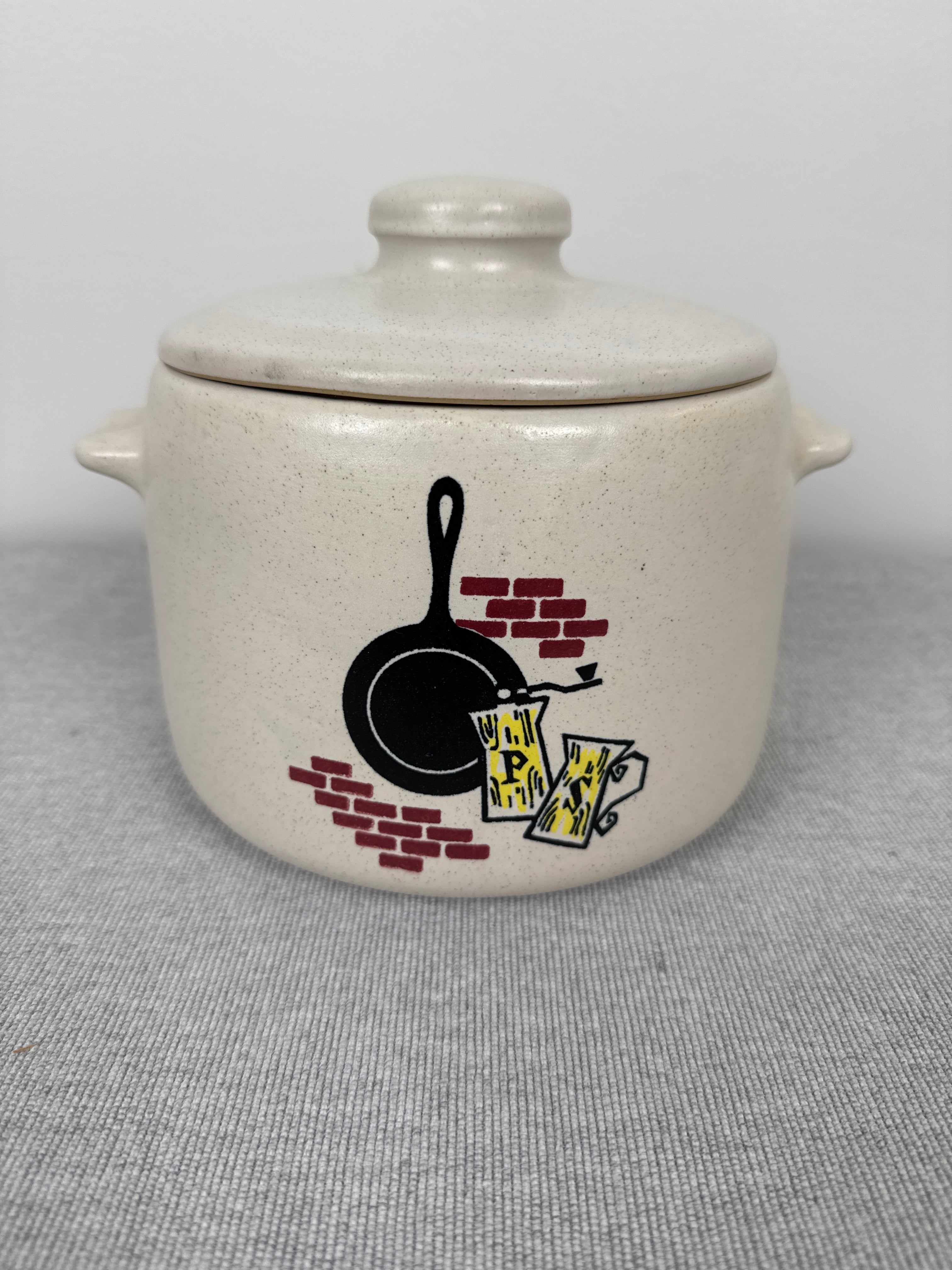 Vintage WEST BEND Lidded Bean Pot