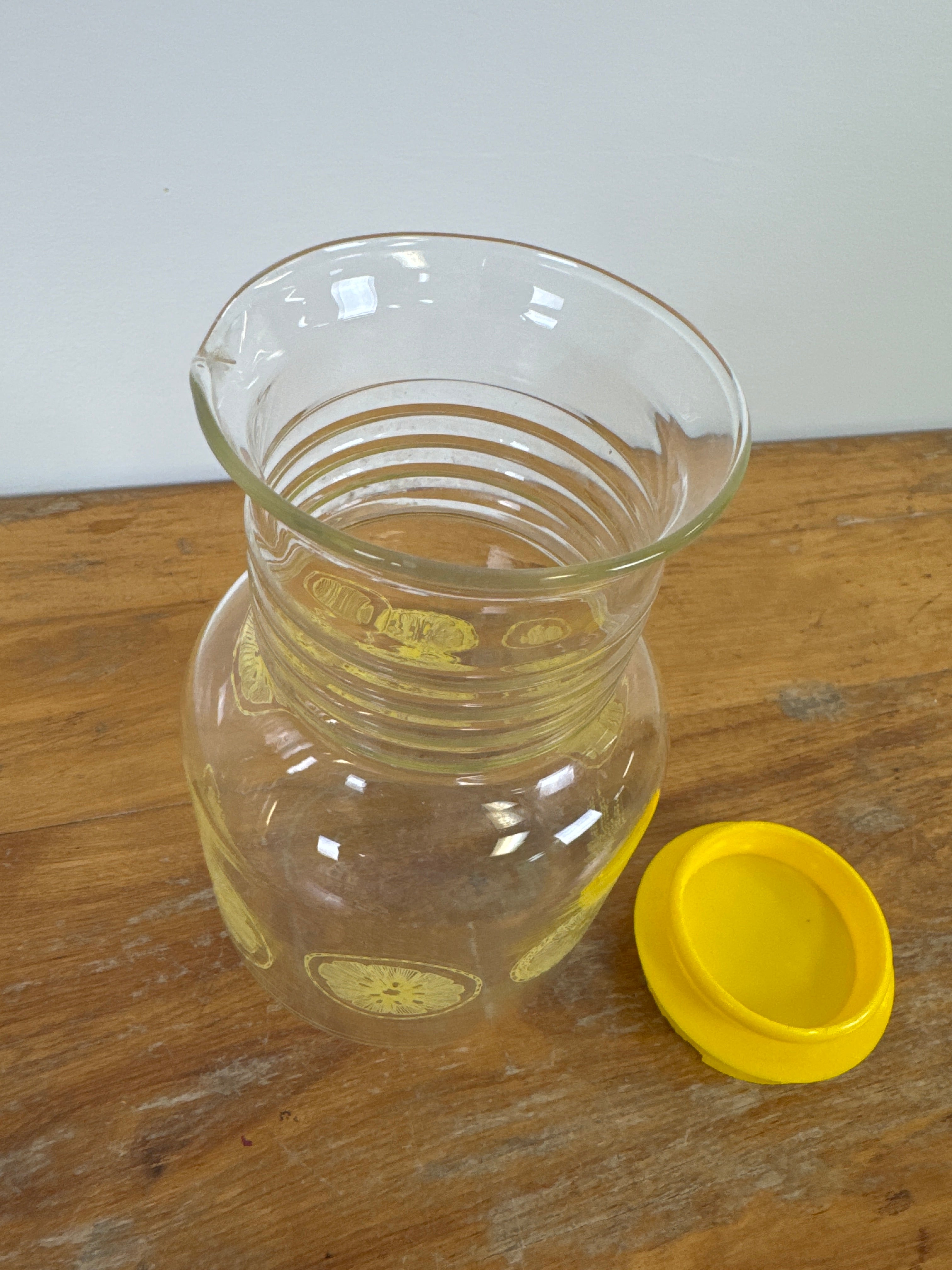 Vintage PYREX 1.5L Lemonade Pitcher